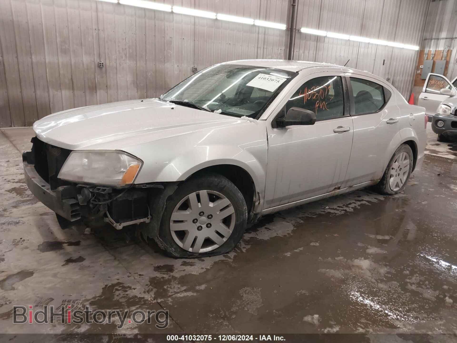 2011 DODGE AVENGER - VIN: 1B3BD4FB6BN620730 - Фото 2
