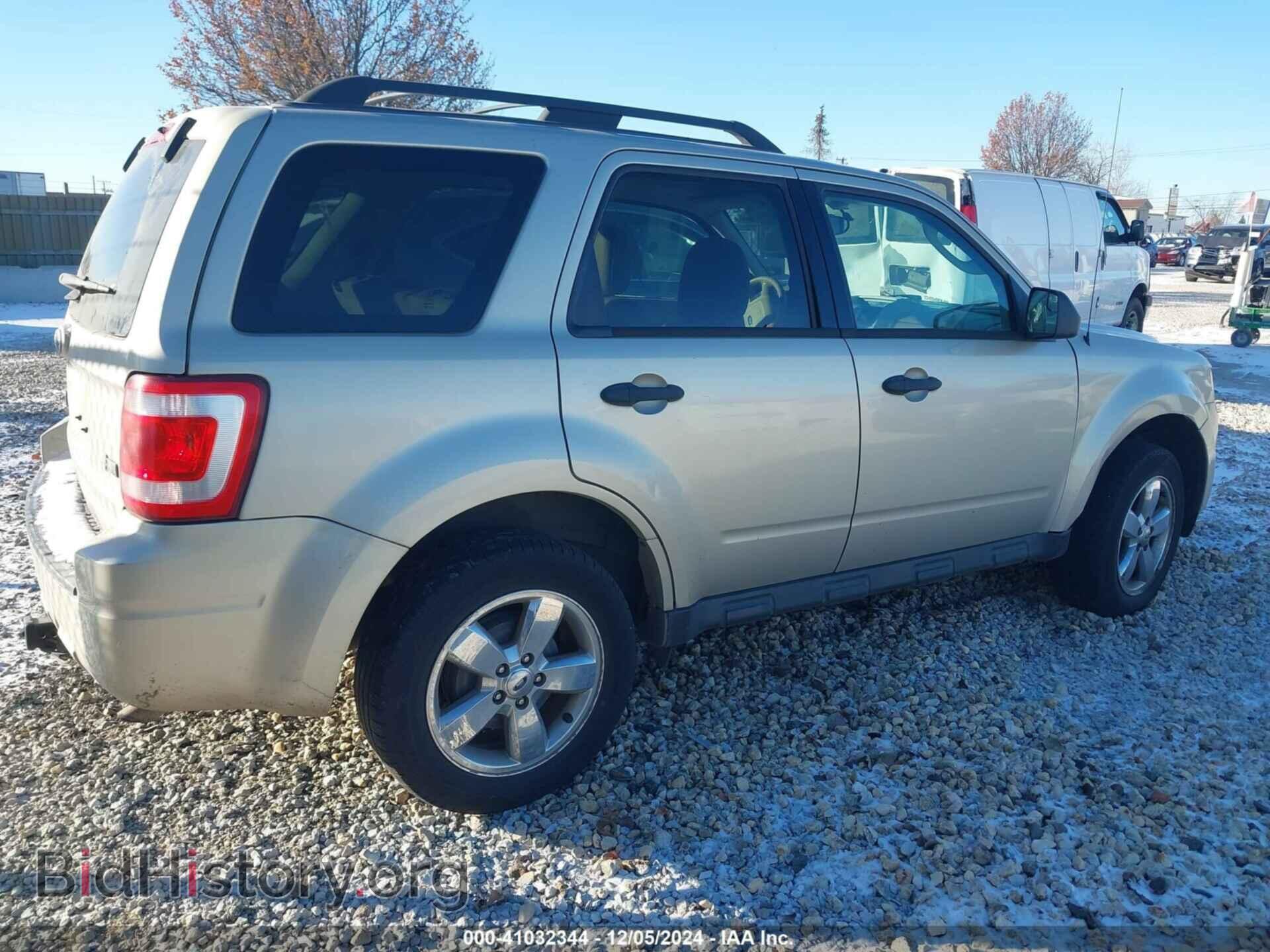 2011 FORD ESCAPE - VIN: 1FMCU9DG0BKB98708 - Photo 4