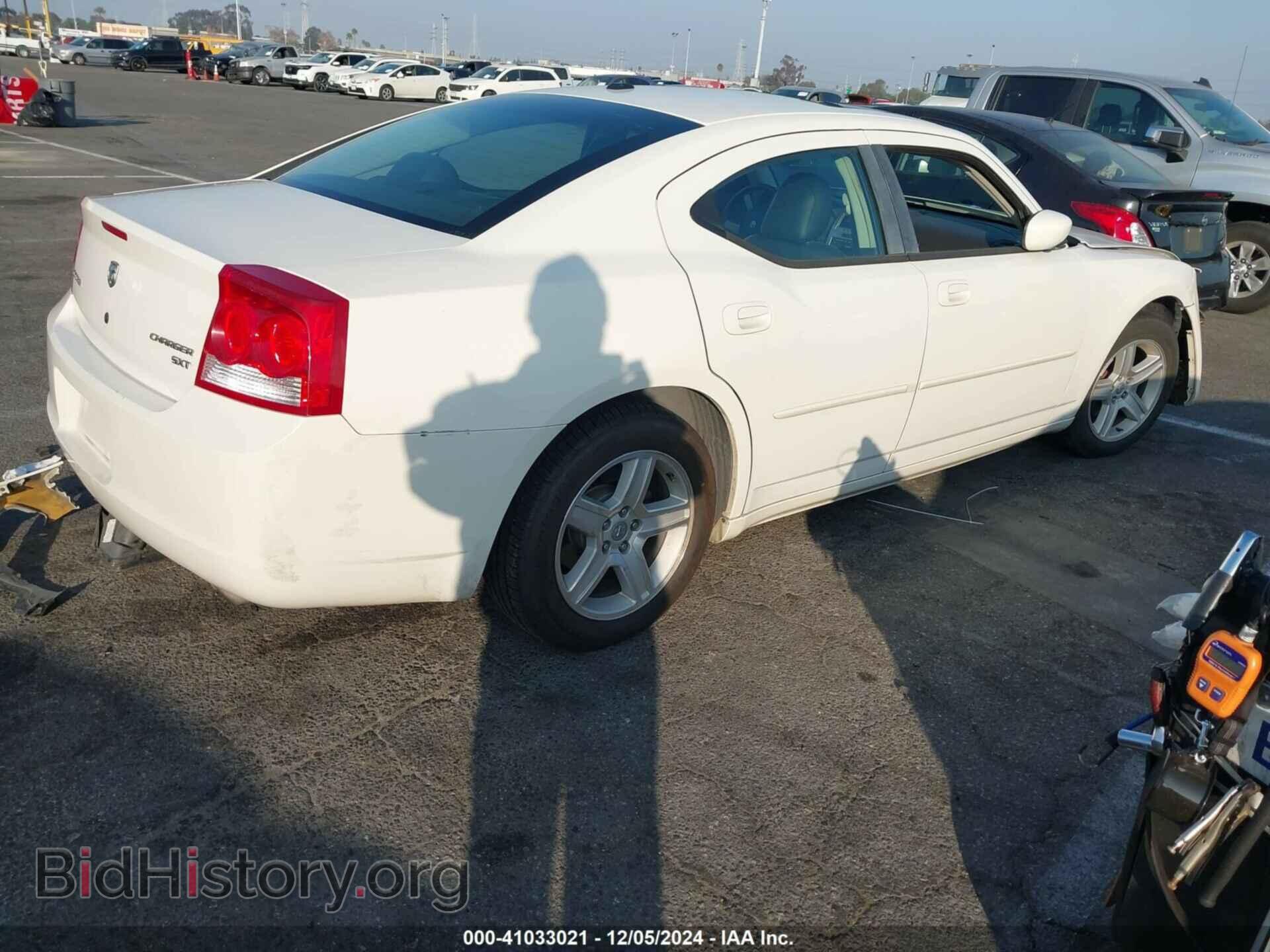 2010 DODGE CHARGER - VIN: 2B3CA3CV7AH134361 - Фото 4
