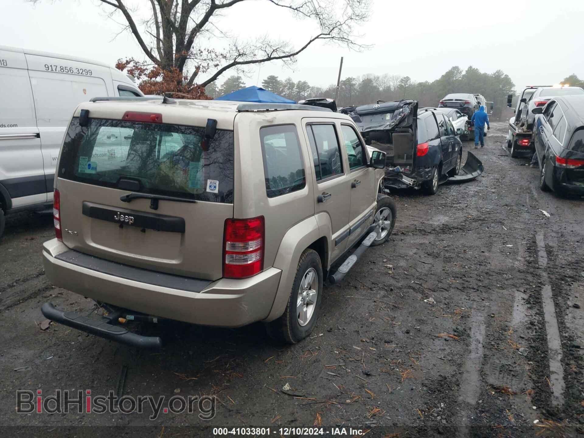 2011 JEEP LIBERTY - VIN: 1J4PN2GK8BW587786 - Фото 4