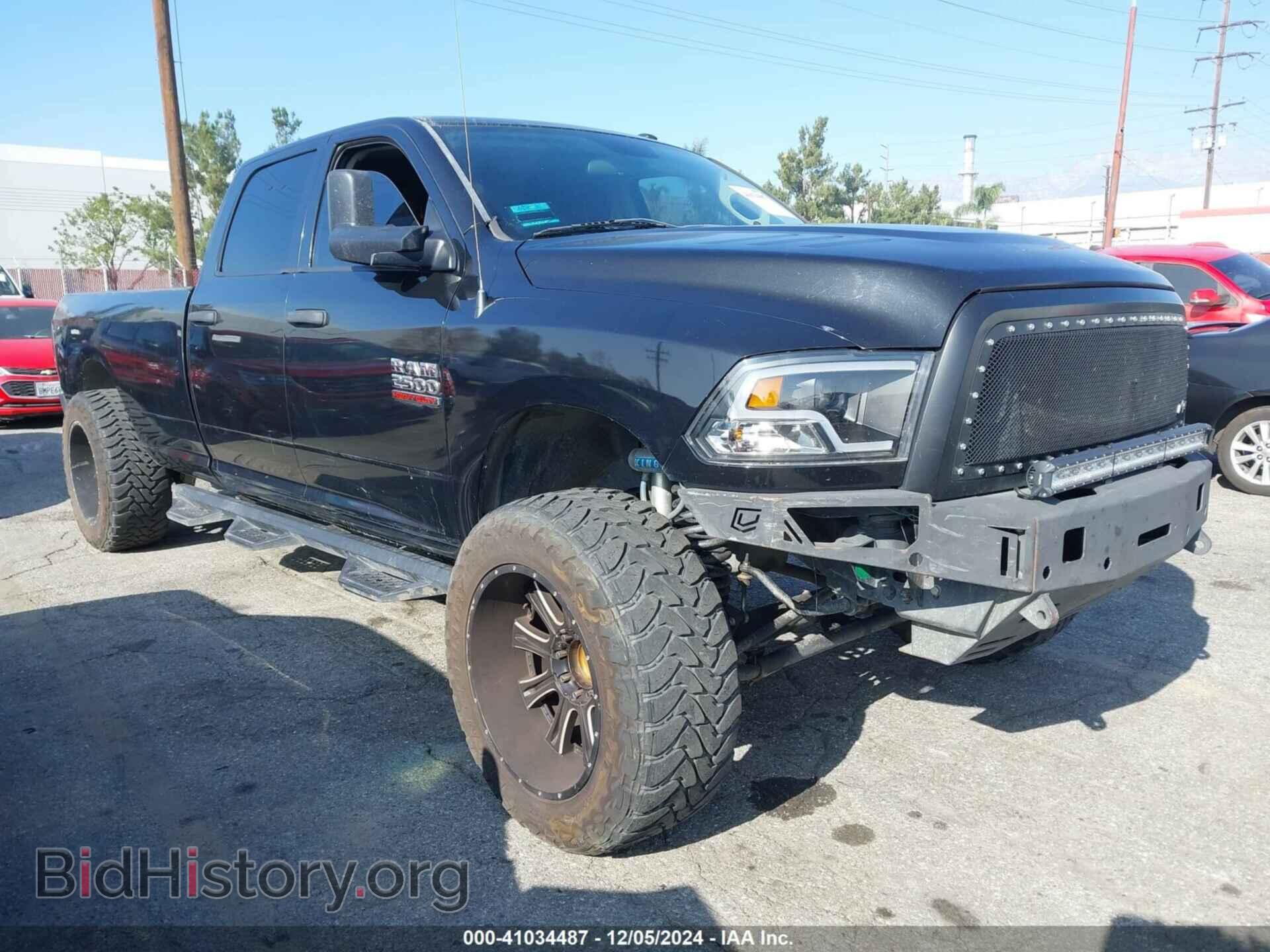 Photo 3C6UR4HLXHG536675 - RAM 2500 2017