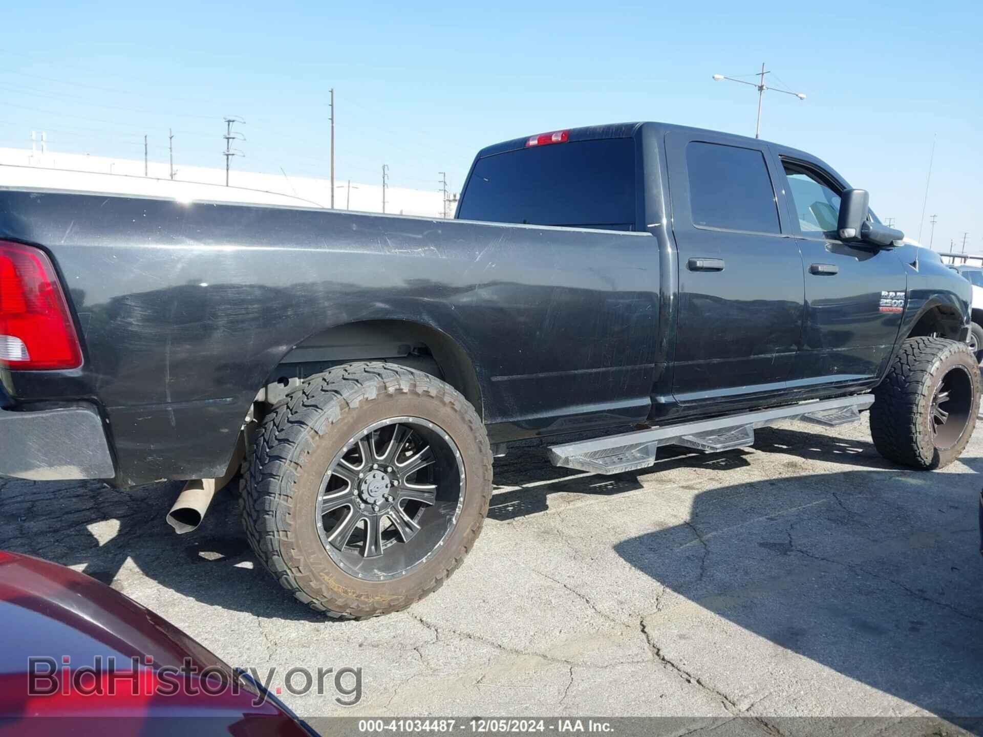 2017 RAM 2500 - VIN: 3C6UR4HLXHG536675 - Photo 4