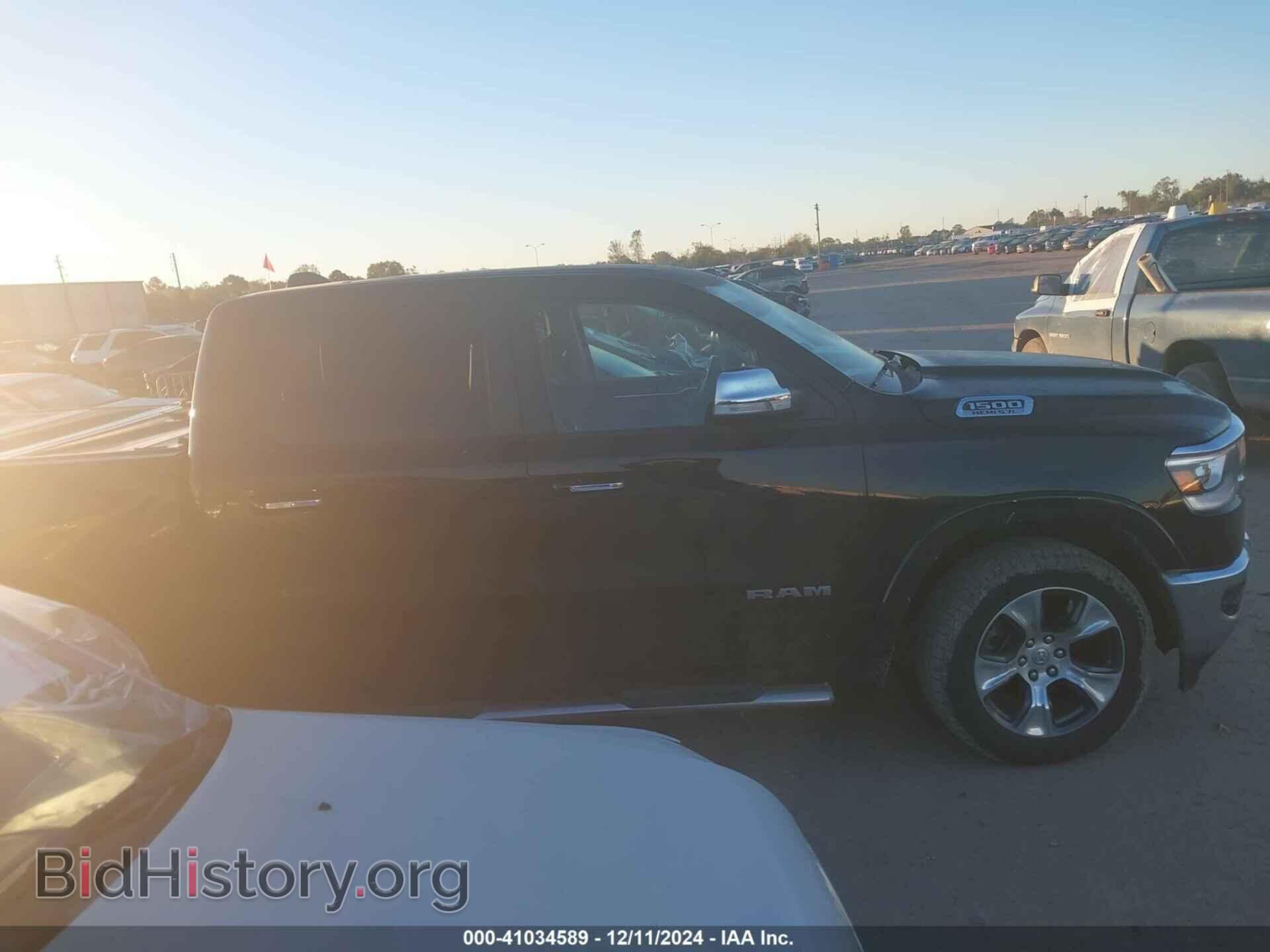 2019 RAM 1500 - VIN: 1C6SRFJT0KN736699 - Фото 13