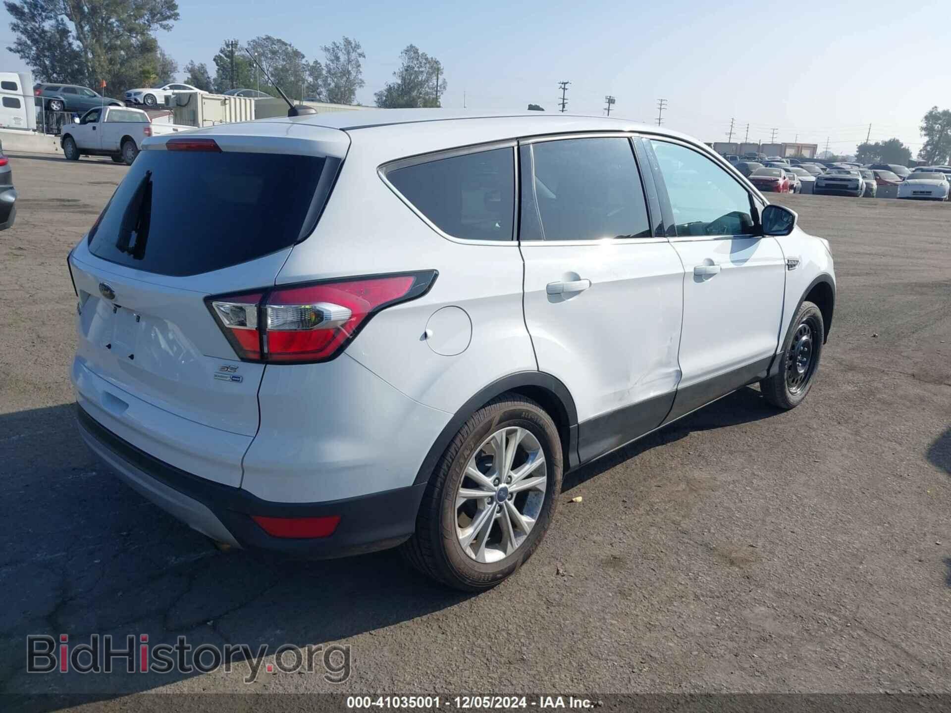 2017 FORD ESCAPE - VIN: 1FMCU9GD0HUC21208 - Фото 4