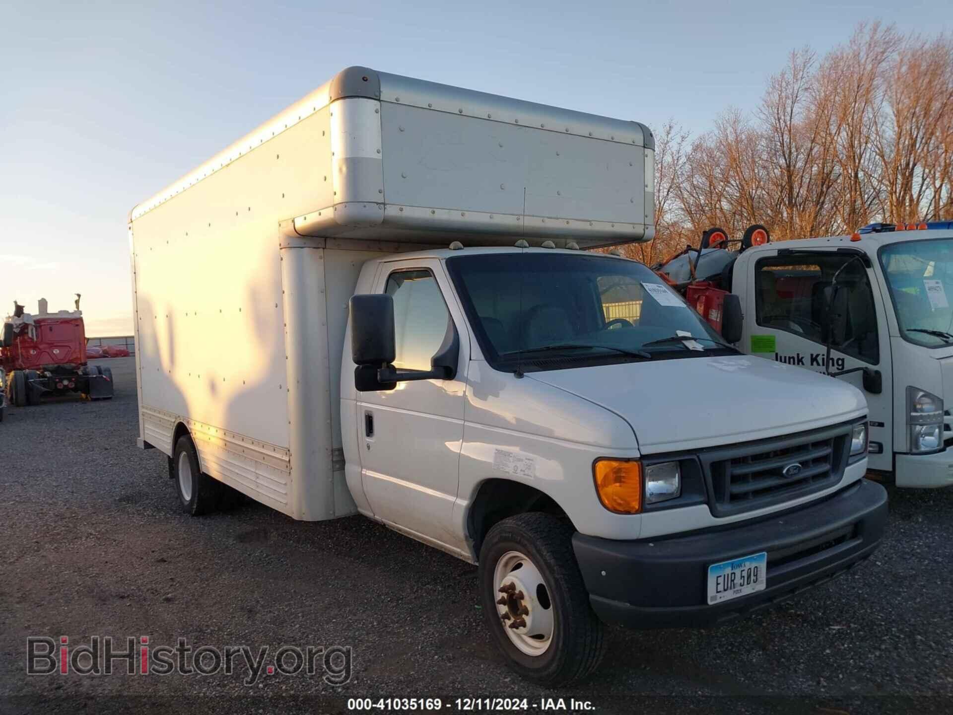 Photo 1FDXE45S97DA76333 - FORD E-450 CUTAWAY 2007