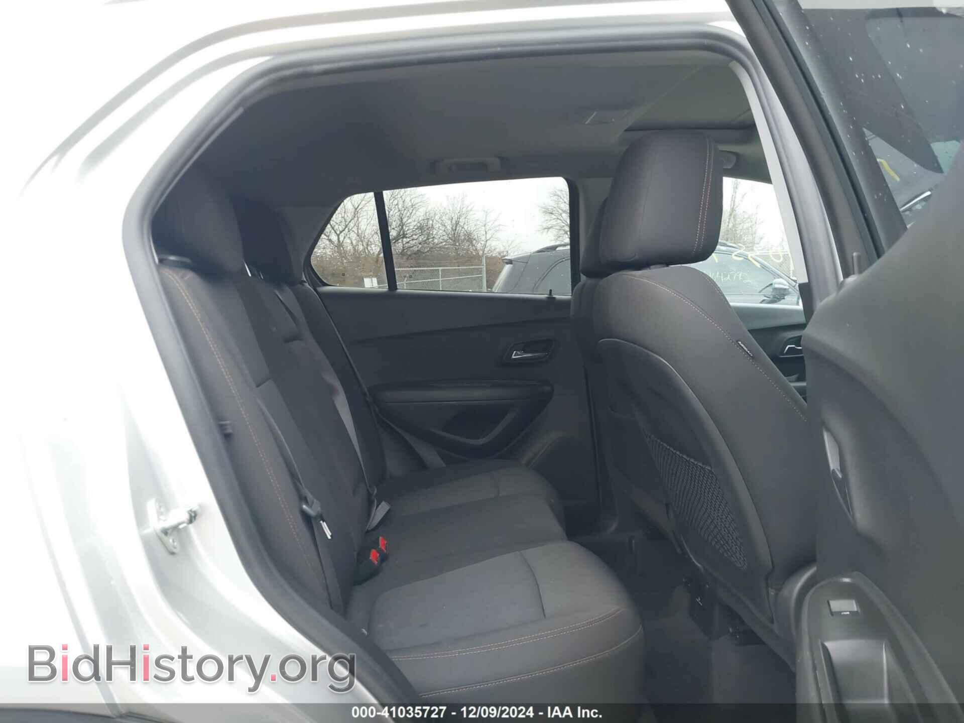 2017 CHEVROLET TRAX - VIN: KL7CJLSB7HB055360 - Фото 8