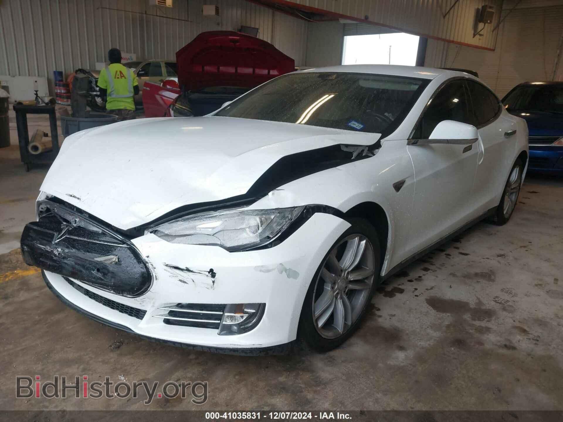 2015 TESLA MODEL S - VIN: 5YJSA1E17FF113967 - Photo 2