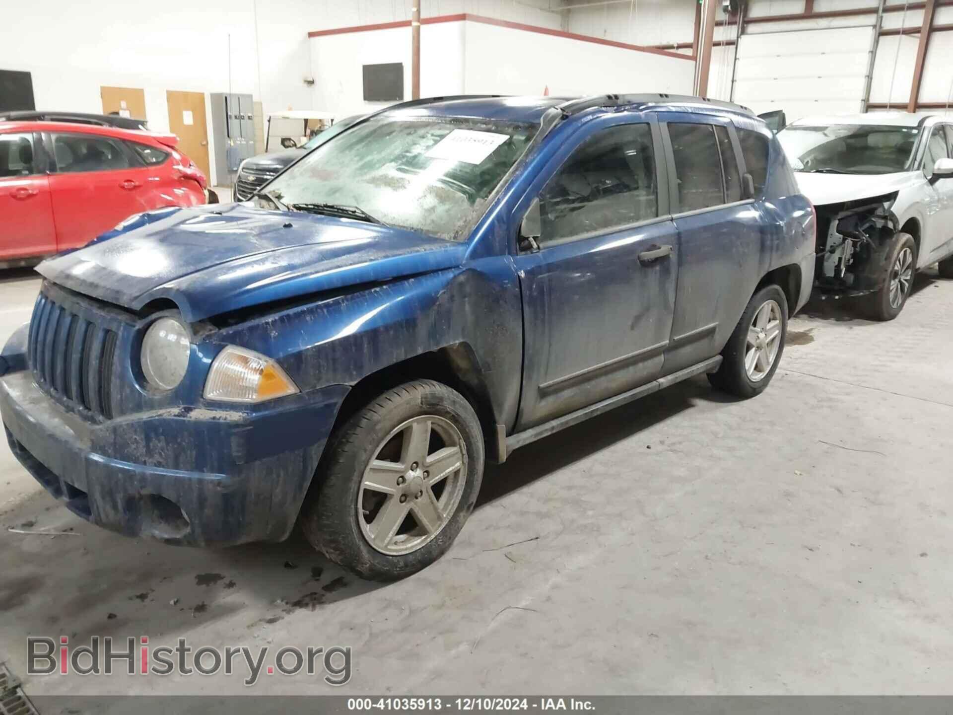 2009 JEEP COMPASS - VIN: 1J4FF47B89D113296 - Фото 2