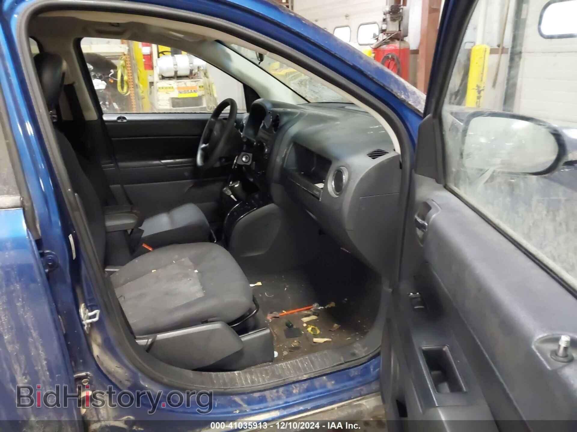 2009 JEEP COMPASS - VIN: 1J4FF47B89D113296 - Фото 5