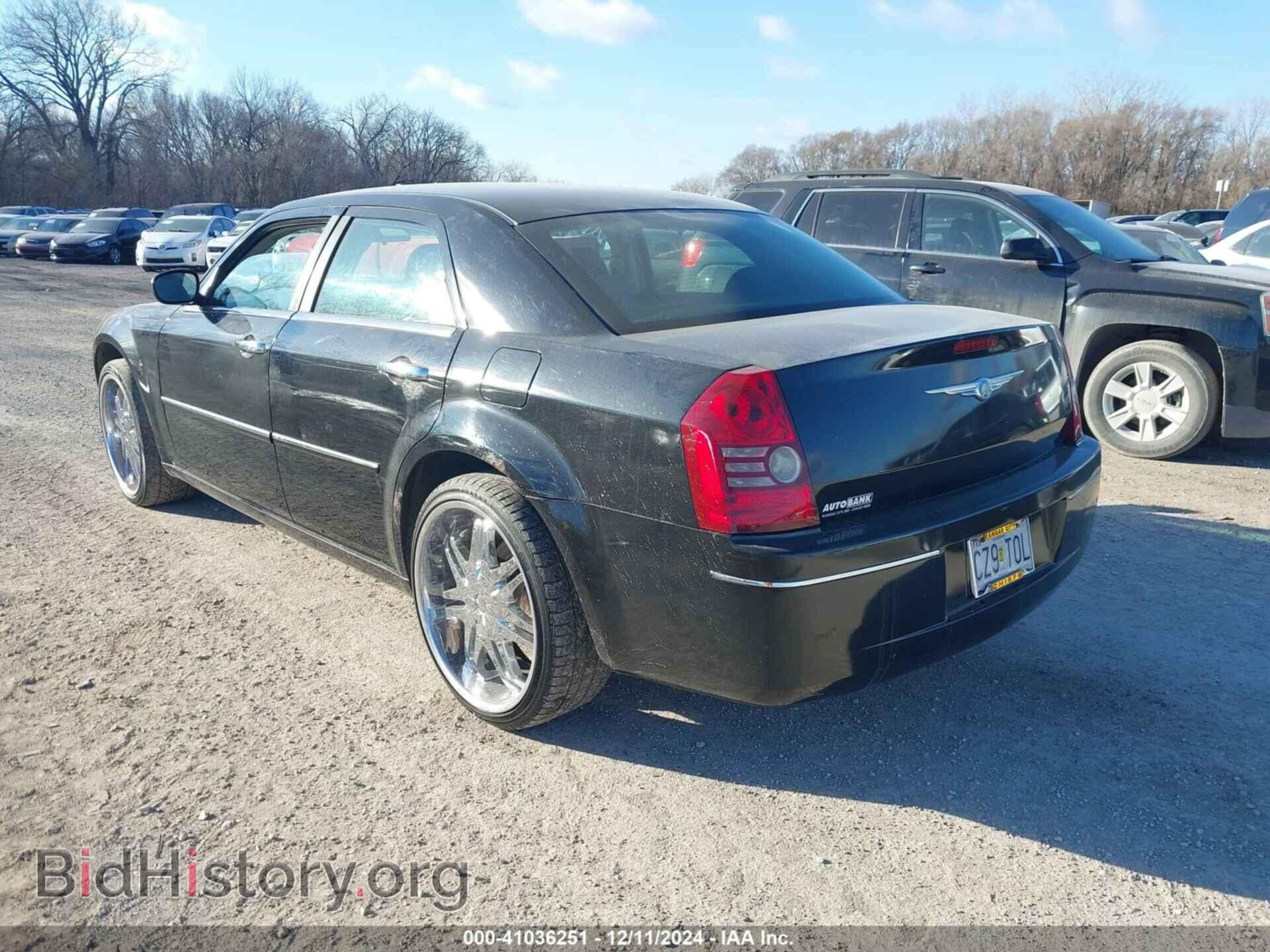 2010 CHRYSLER 300 - VIN: 2C3CA4CD4AH209663 - Фото 3
