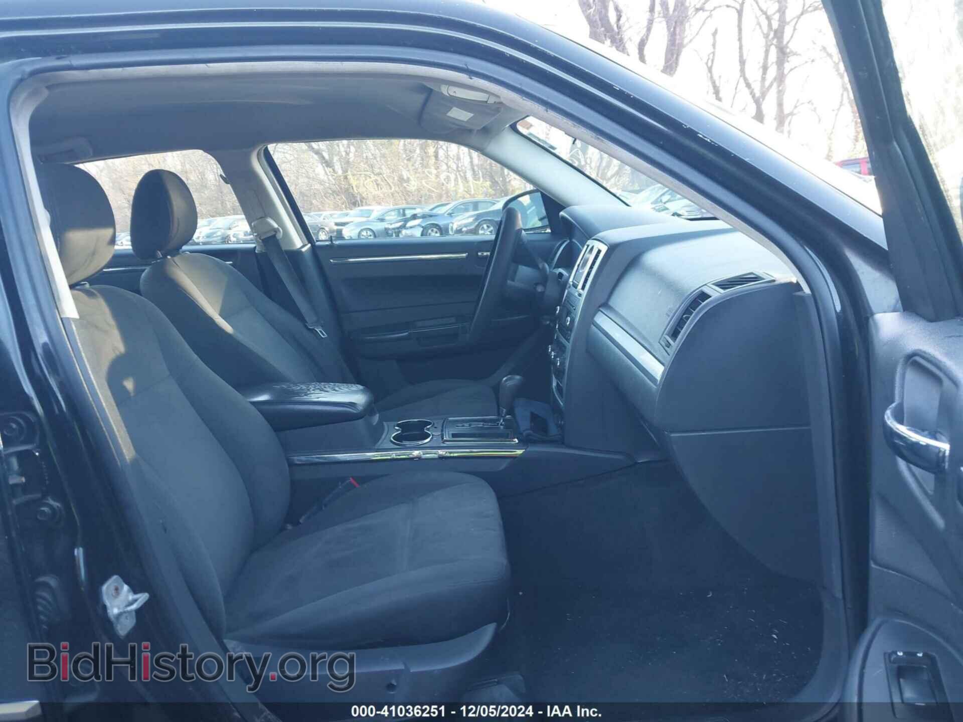2010 CHRYSLER 300 - VIN: 2C3CA4CD4AH209663 - Фото 5