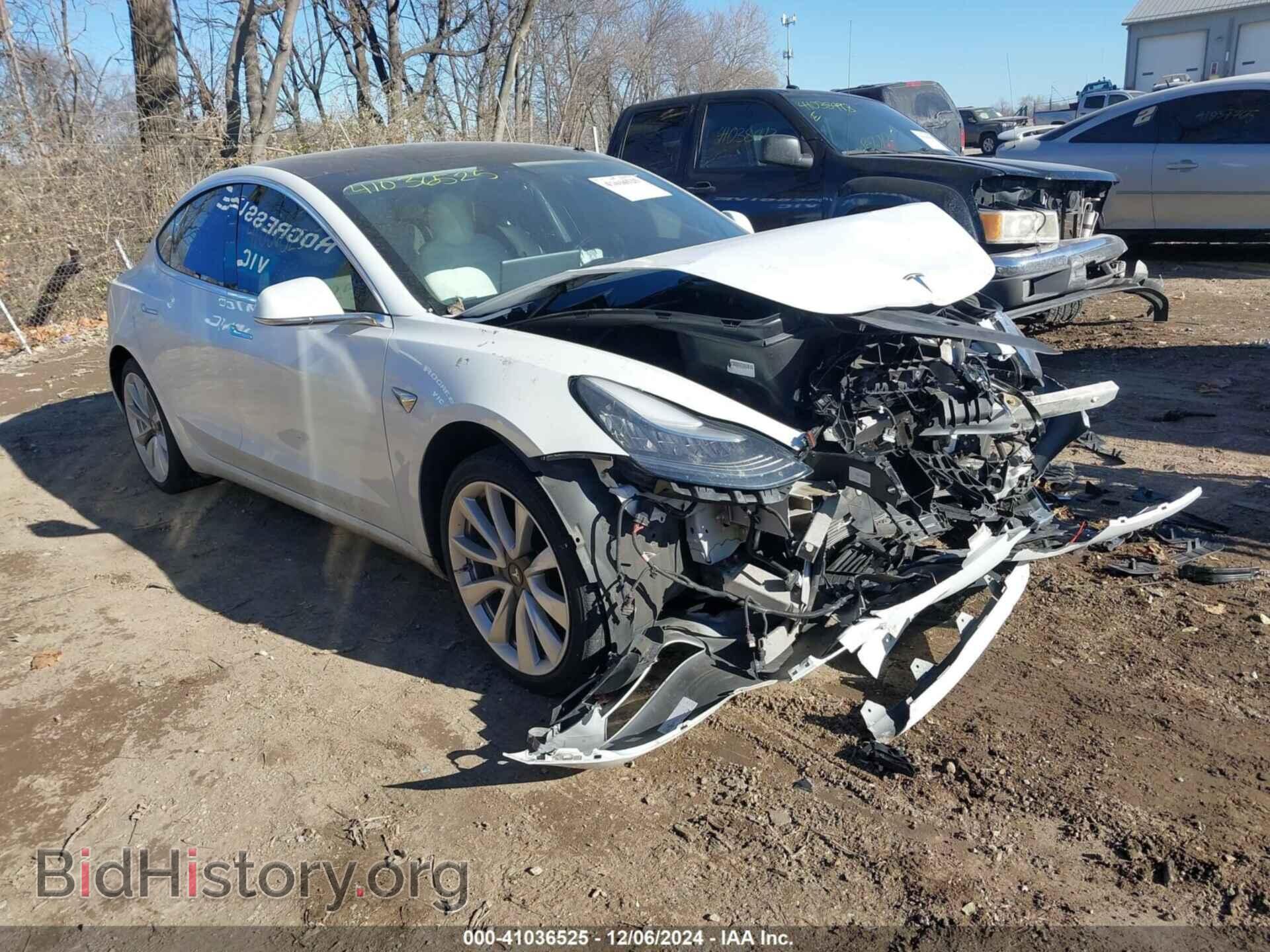 Фотография 5YJ3E1EBXKF469552 - TESLA MODEL 3 2019