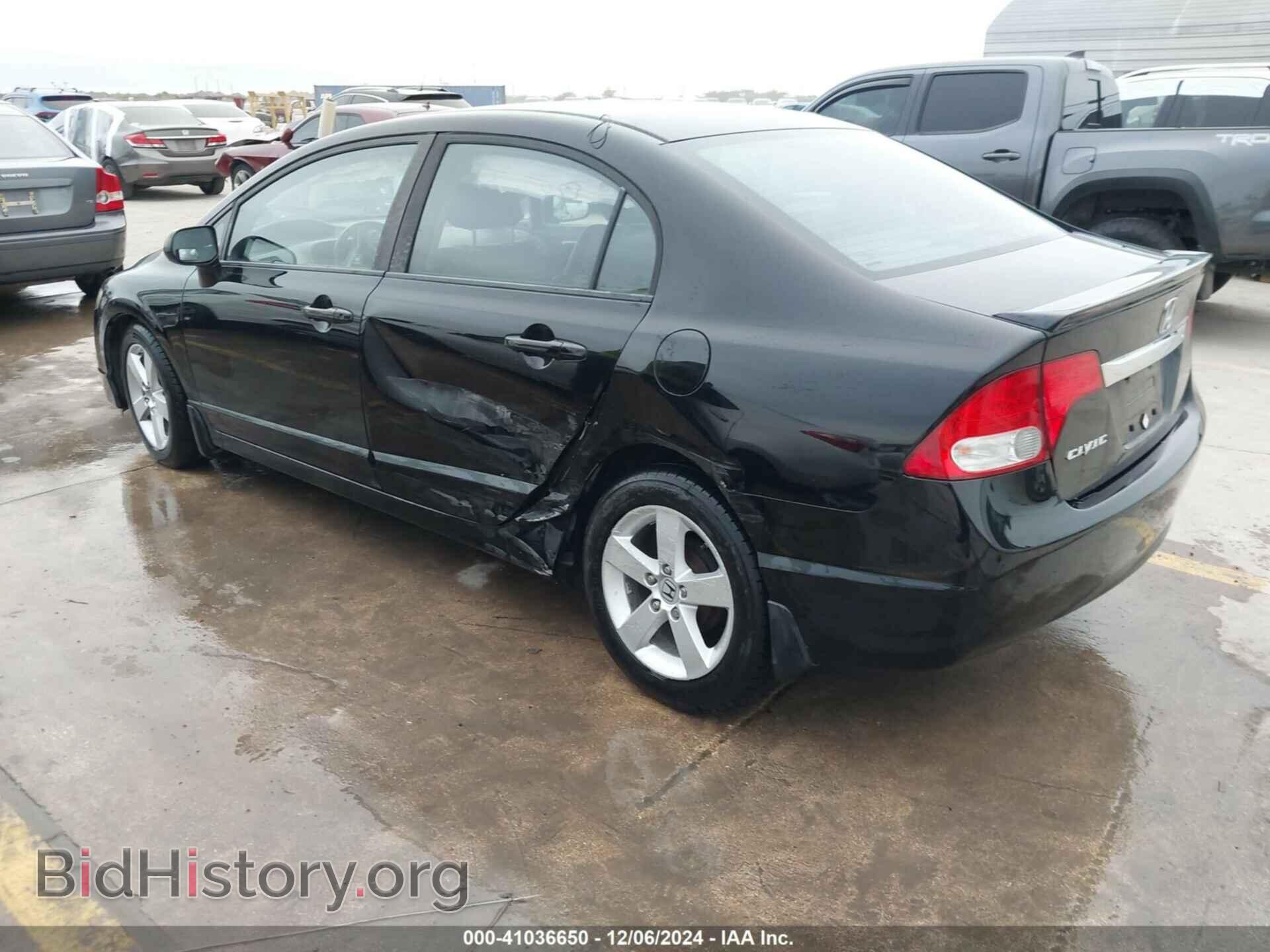 2011 HONDA CIVIC - VIN: 19XFA1F61BE037285 - Фото 3