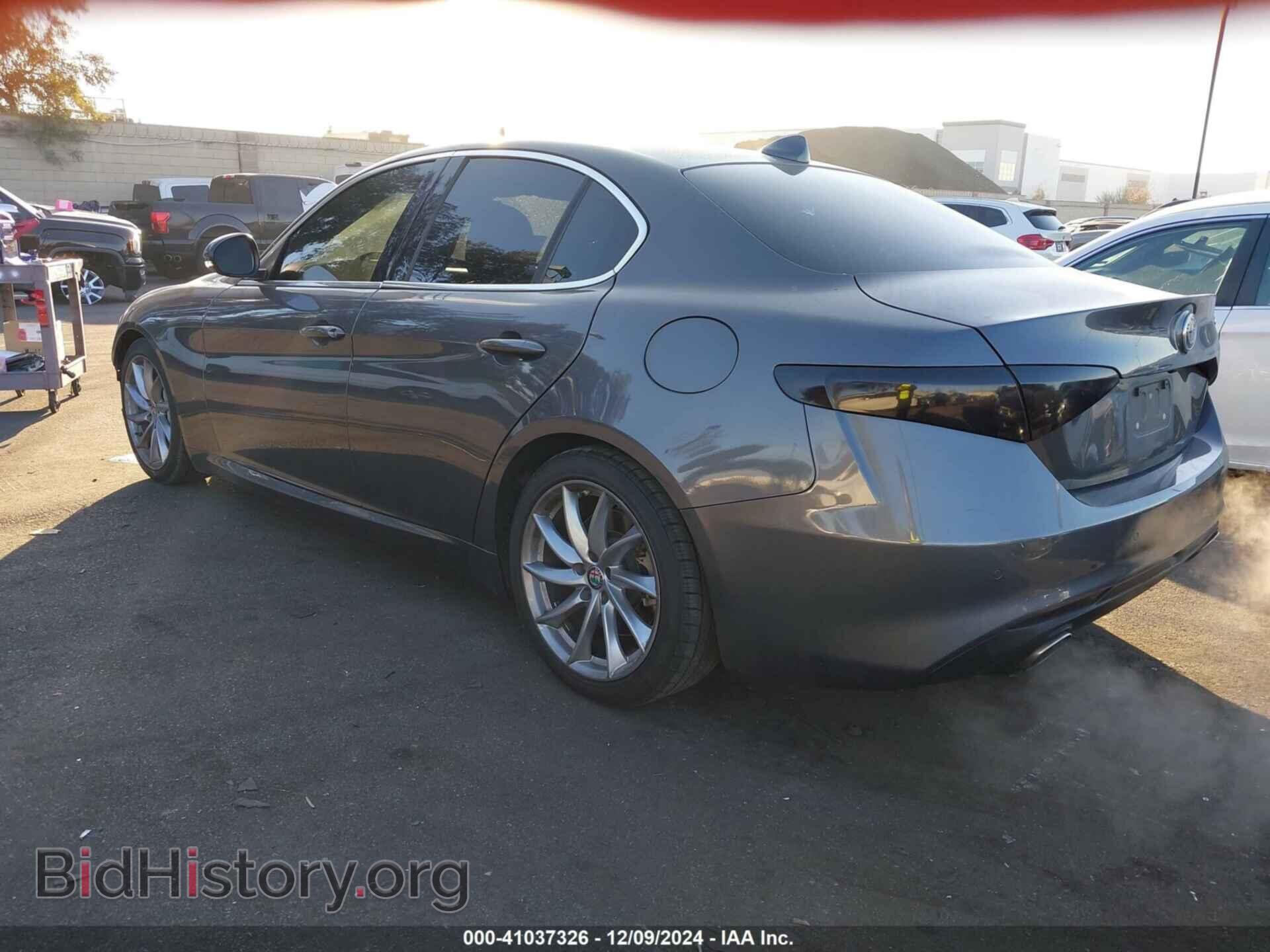 2017 ALFA ROMEO GIULIA - VIN: ZARFAEBN9H7557723 - Фото 3