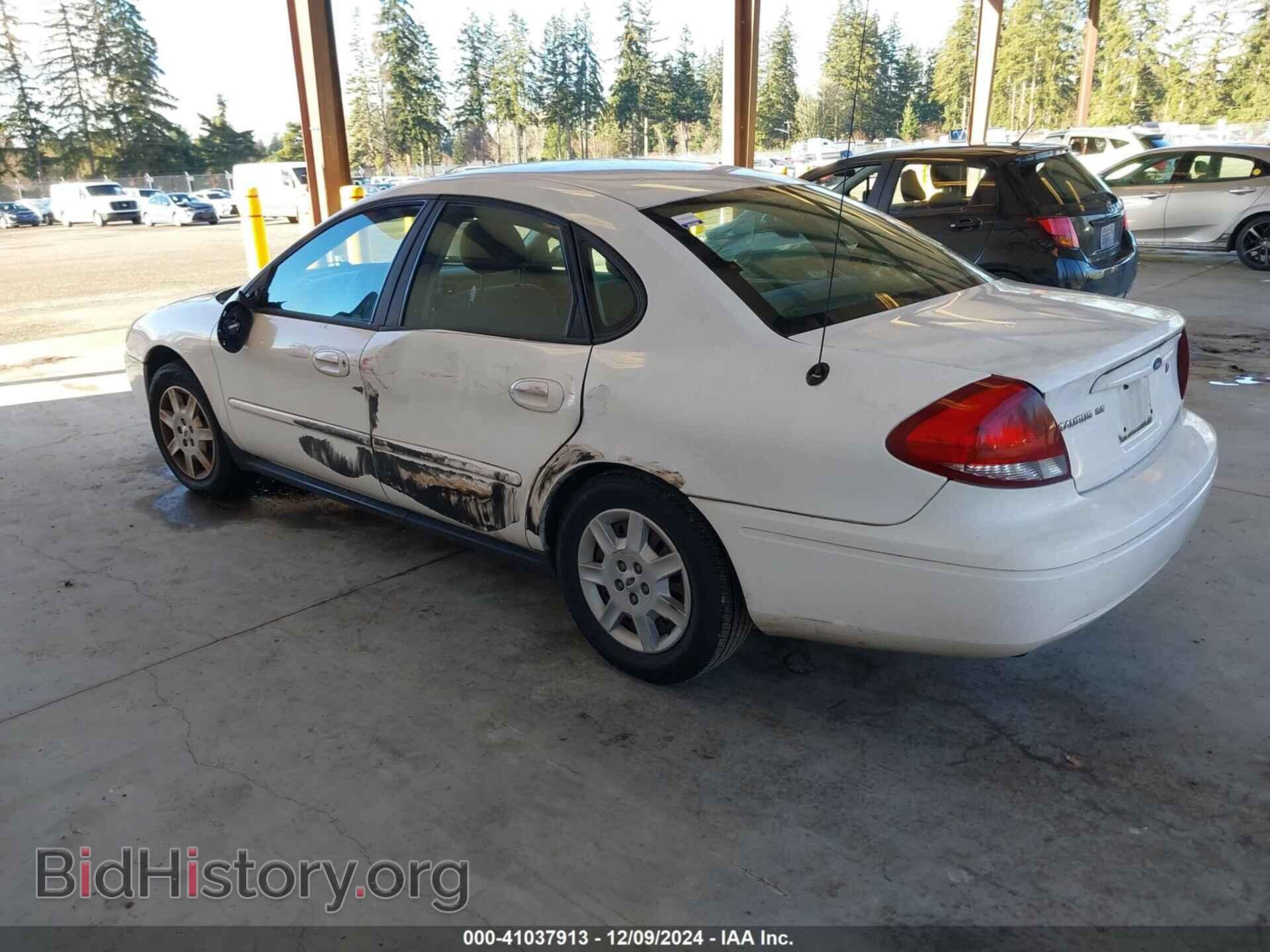 2006 FORD TAURUS - VIN: 1FAHP53286A147782 - Фото 3
