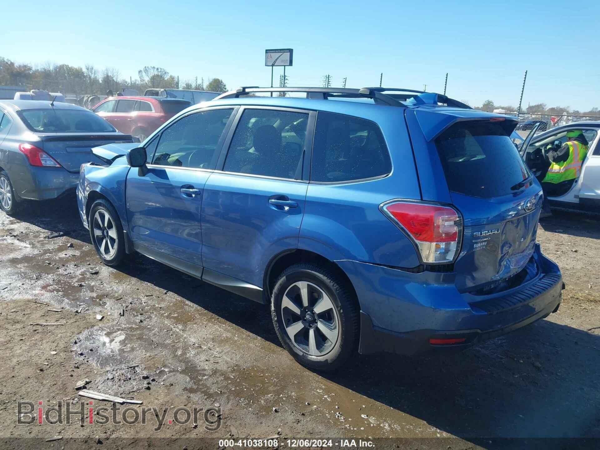 2018 SUBARU FORESTER - VIN: JF2SJAEC6JH616448 - Фото 3