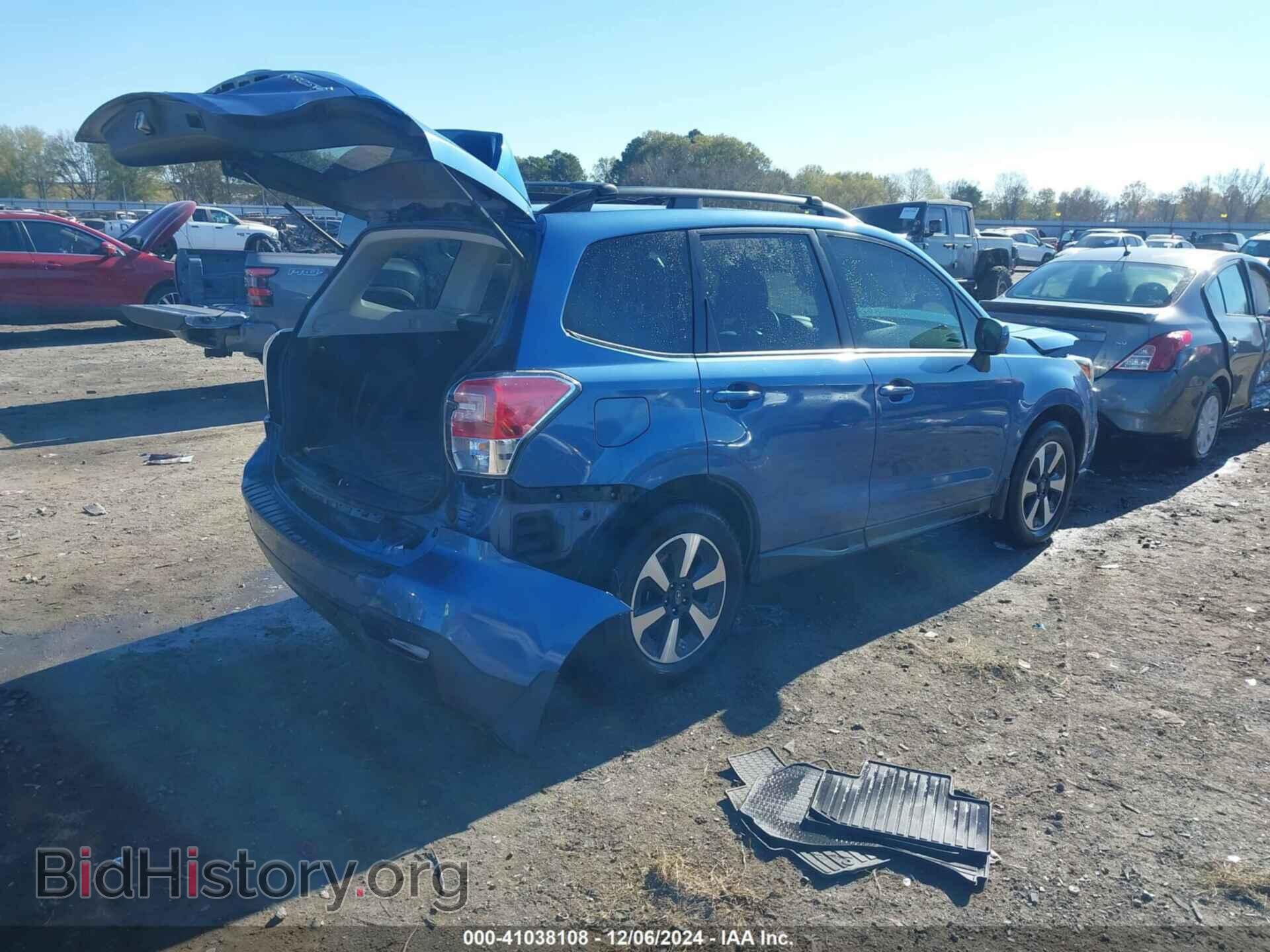 2018 SUBARU FORESTER - VIN: JF2SJAEC6JH616448 - Фото 4