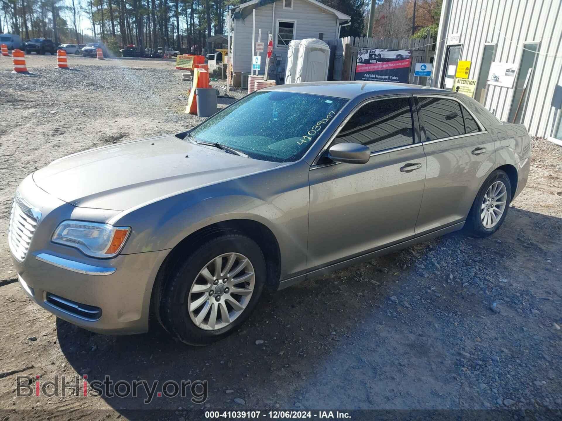 2014 CHRYSLER 300 - VIN: 2C3CCAAG9EH181127 - Фото 2