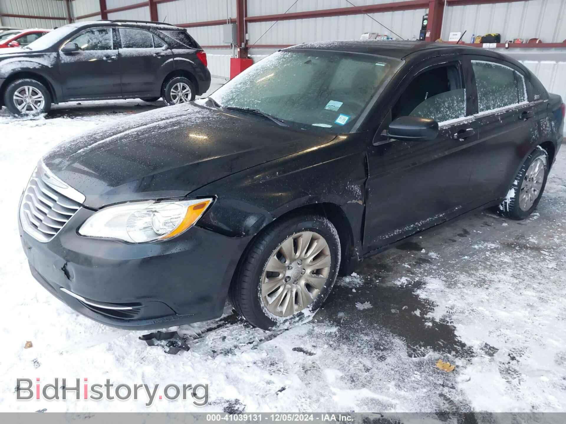 2012 CHRYSLER 200 - VIN: 1C3CCBAB0CN126807 - Photo 2