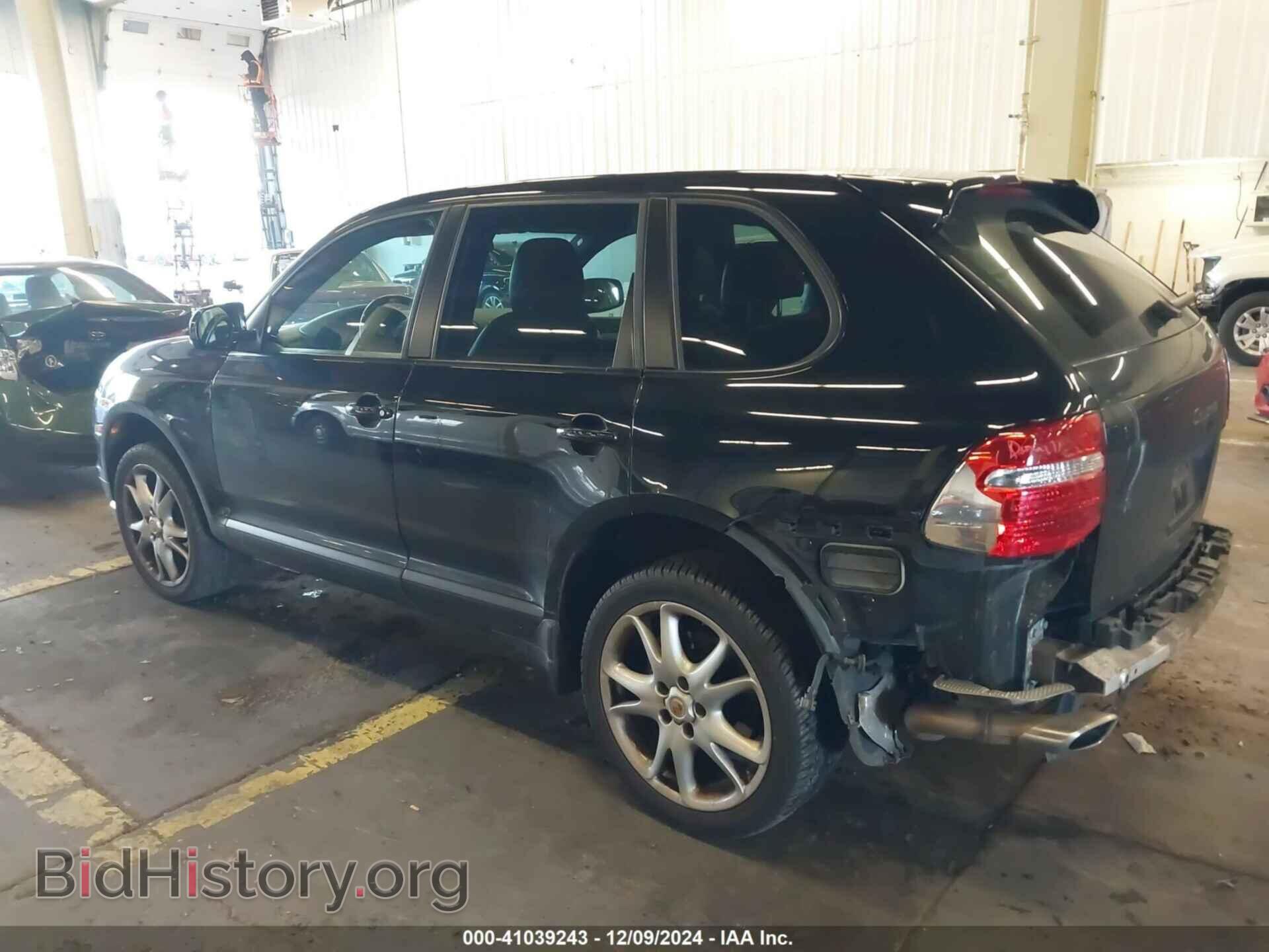 2010 PORSCHE CAYENNE - VIN: WP1AA2AP1ALA06588 - Фото 3