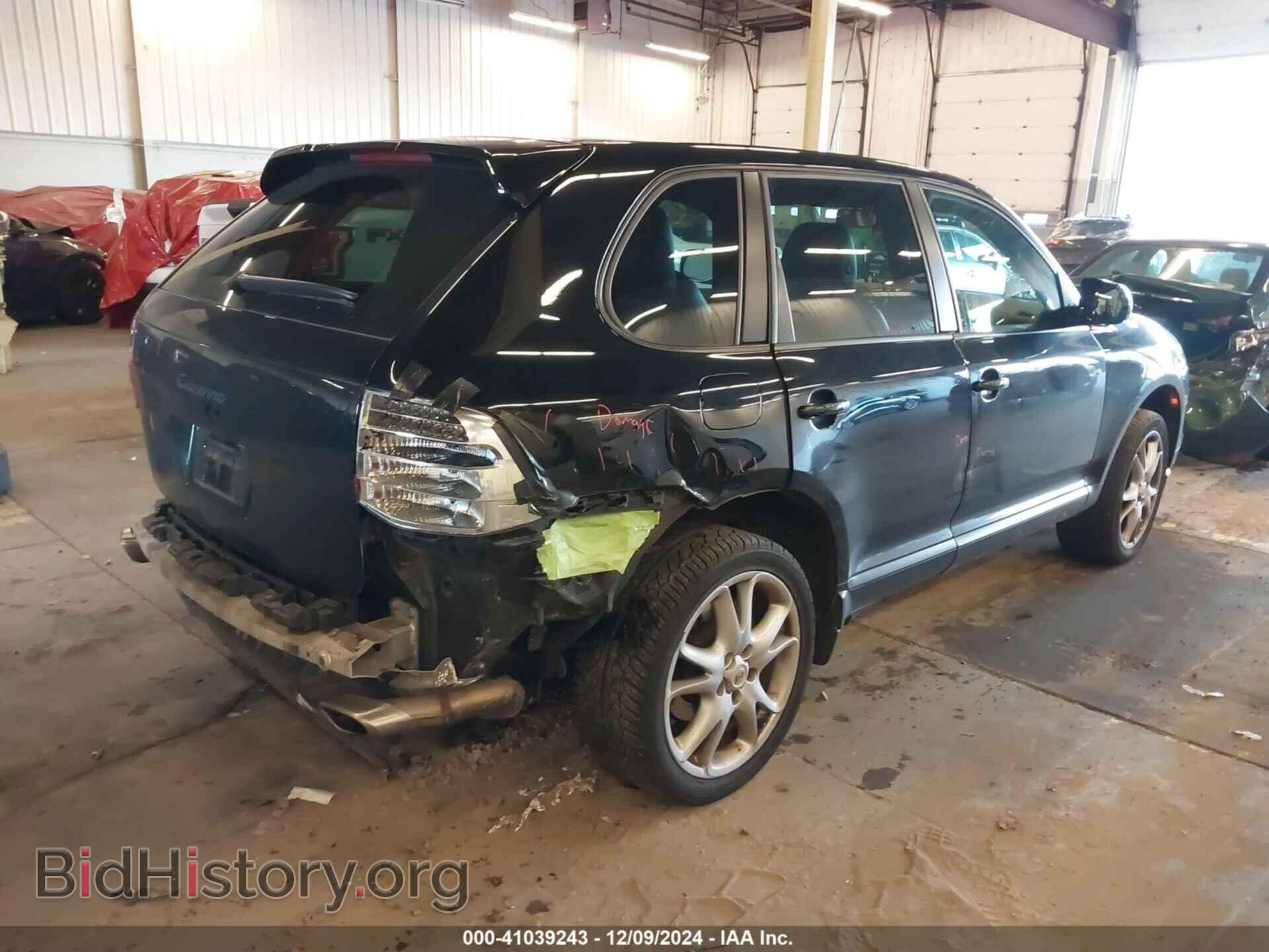 2010 PORSCHE CAYENNE - VIN: WP1AA2AP1ALA06588 - Фото 4