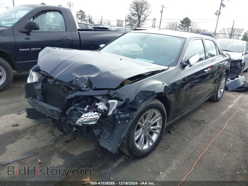 2017 Chrysler 300C (VIN 2C3CCAEG9HH567867) — фото 2 из 16
