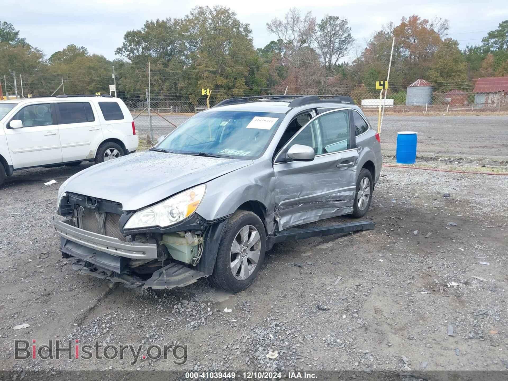 2011 SUBARU OUTBACK - VIN: 4S4BRBKC7B3441946 - Фото 2