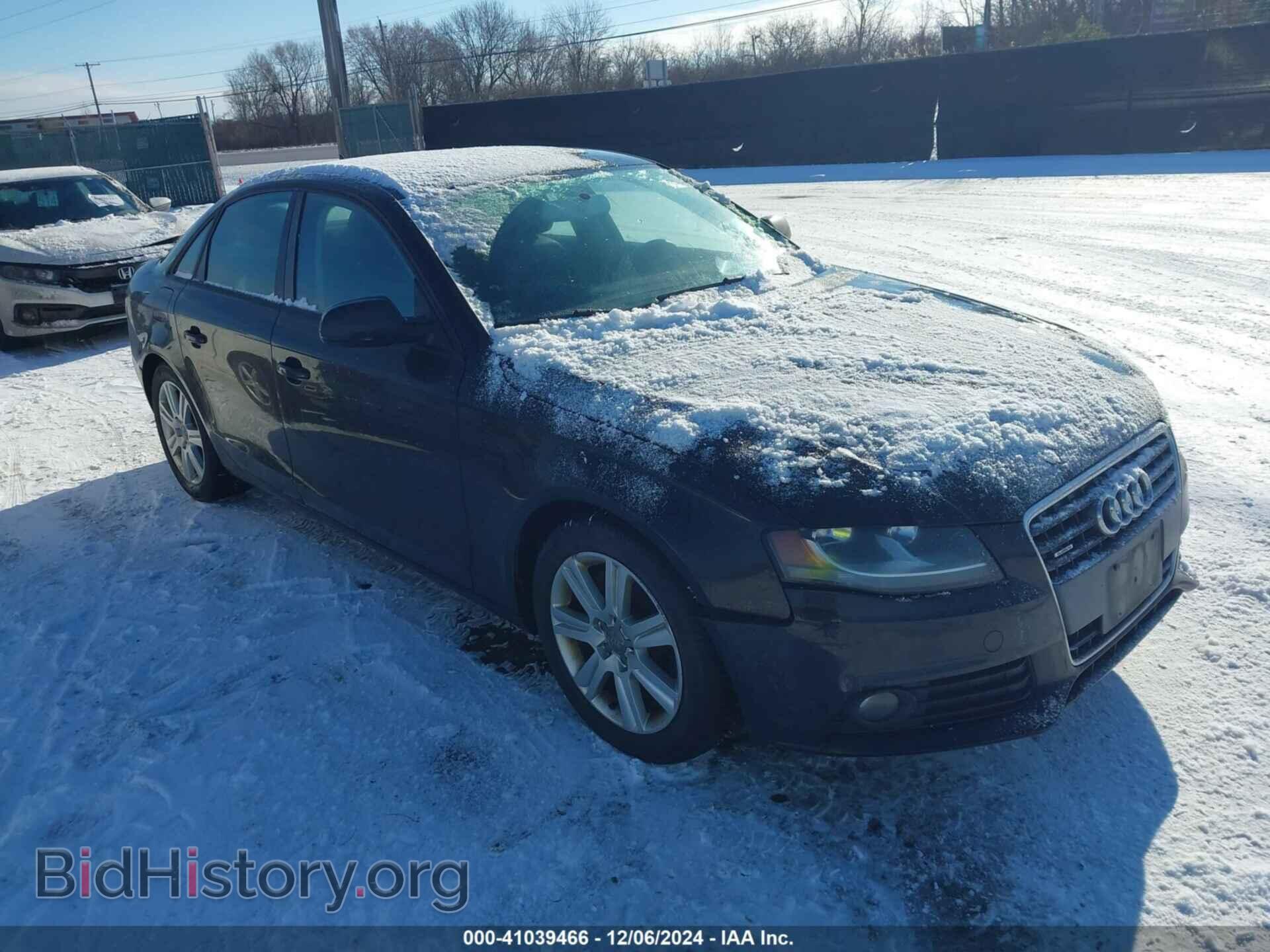 Фотография WAUBFAFL0BN040290 - AUDI A4 2011