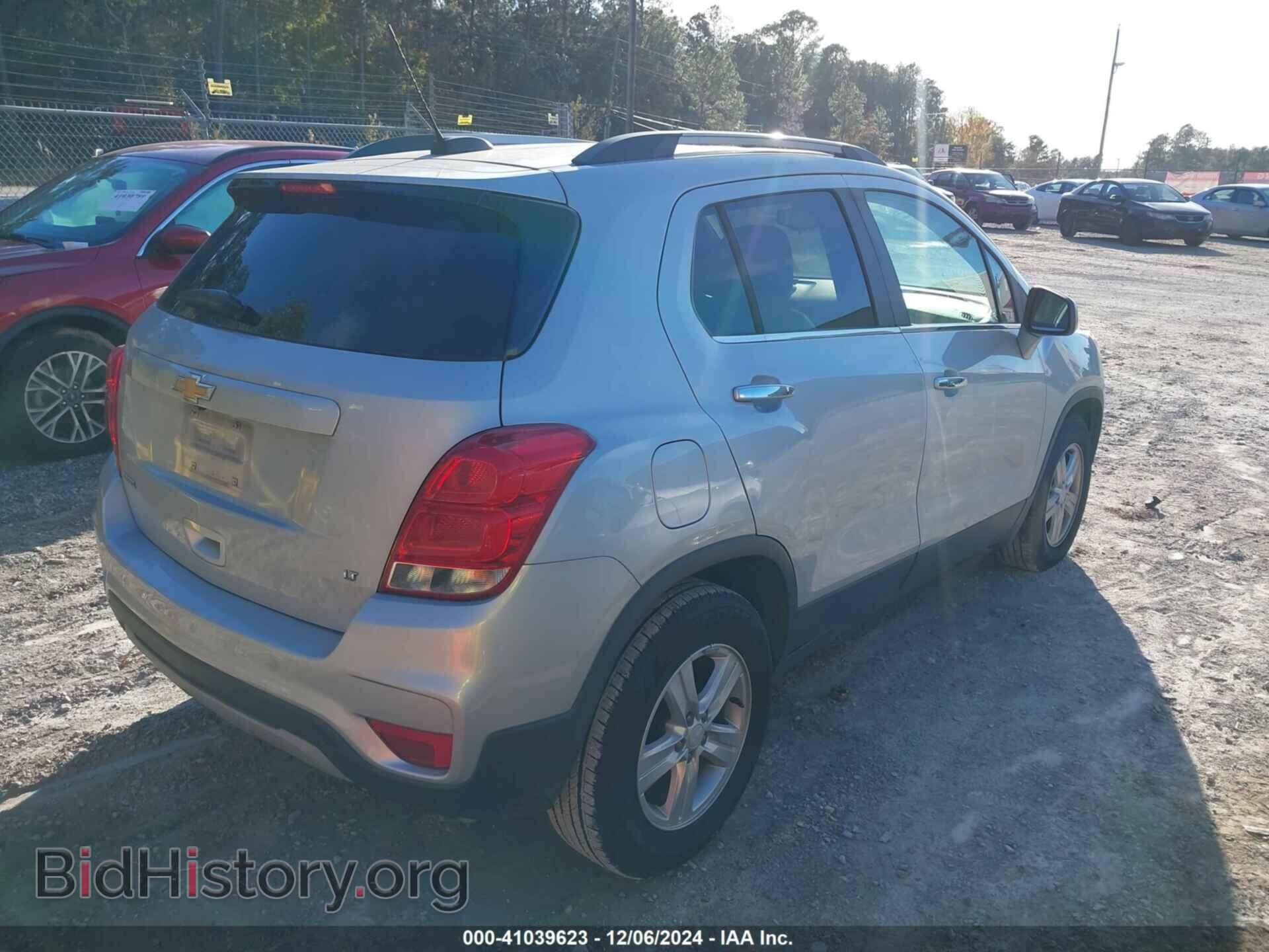 2019 CHEVROLET TRAX - VIN: 3GNCJLSB3KL167363 - Photo 4