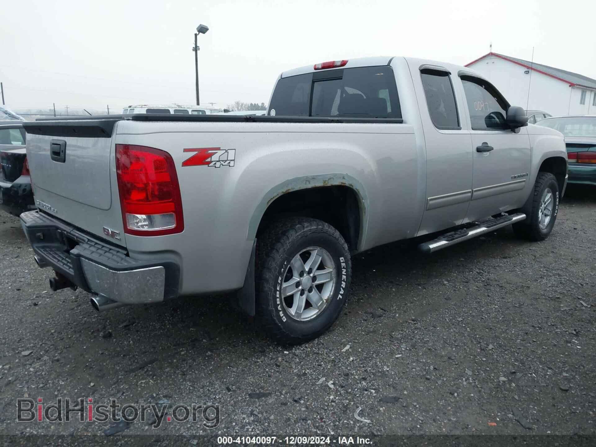 2008 GMC SIERRA 1500 - VIN: 2GTEK19J881201856 - Фото 4