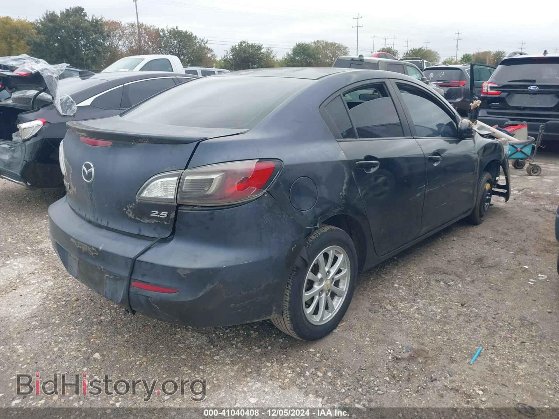 2013 MAZDA MAZDA3 - VIN: JM1BL1TF5D1845979 - Фото 4