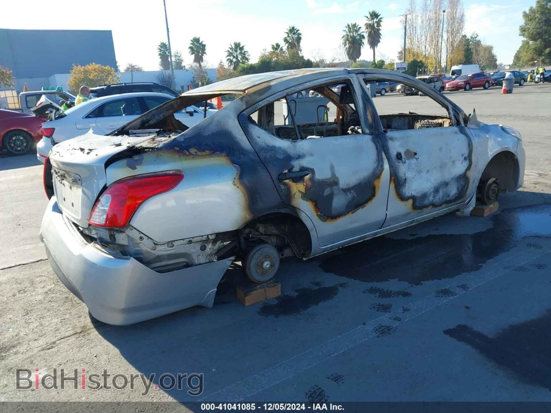 2017 NISSAN VERSA - VIN: 3N1CN7AP3HL816351 - Фото 4