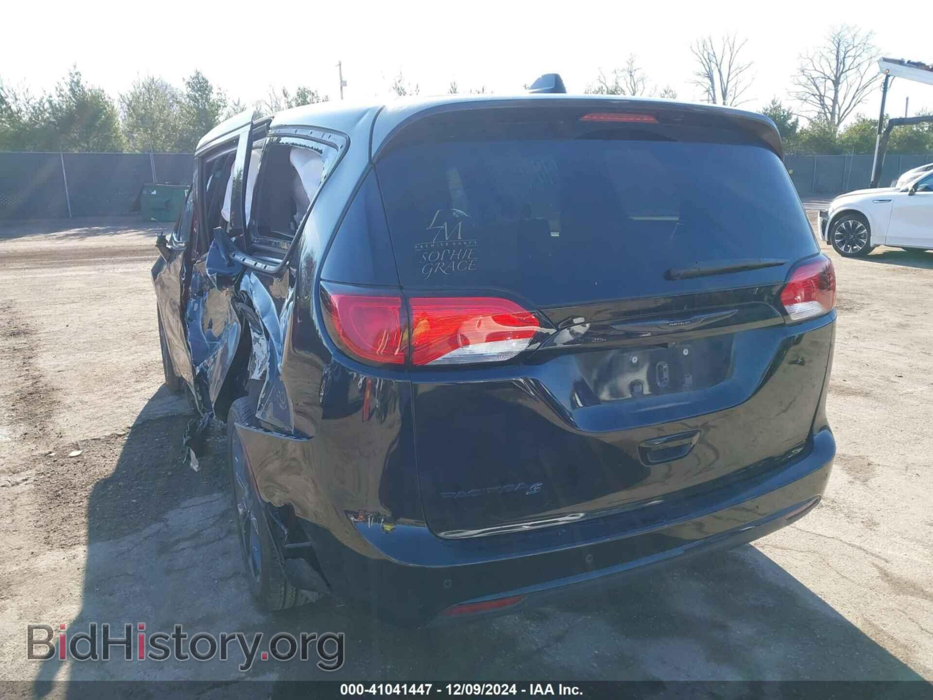 2019 CHRYSLER PACIFICA - VIN: 2C4RC1FG4KR593492 - Фото 3
