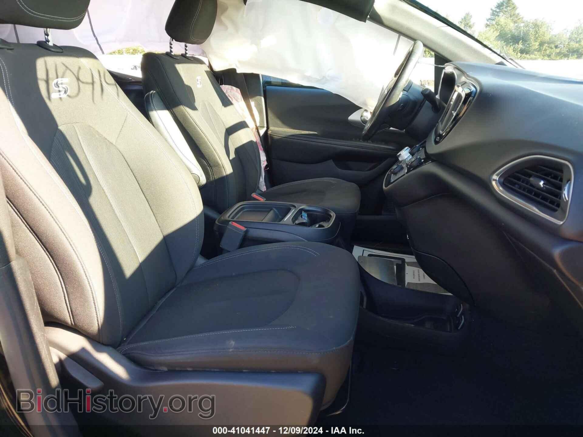 2019 CHRYSLER PACIFICA - VIN: 2C4RC1FG4KR593492 - Фото 5