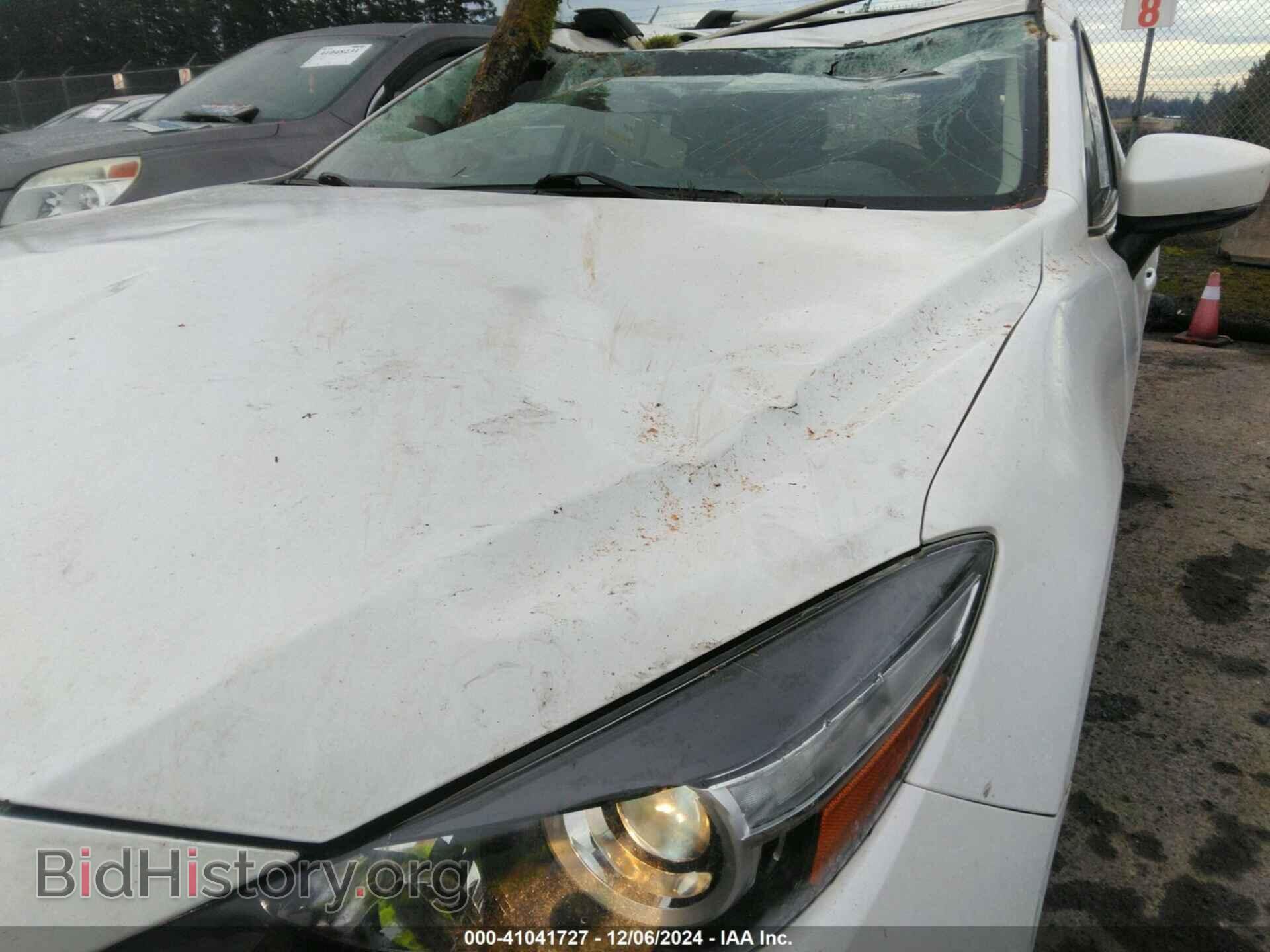 2018 MAZDA MAZDA3 - VIN: 3MZBN1L32JM190823 - Фото 18