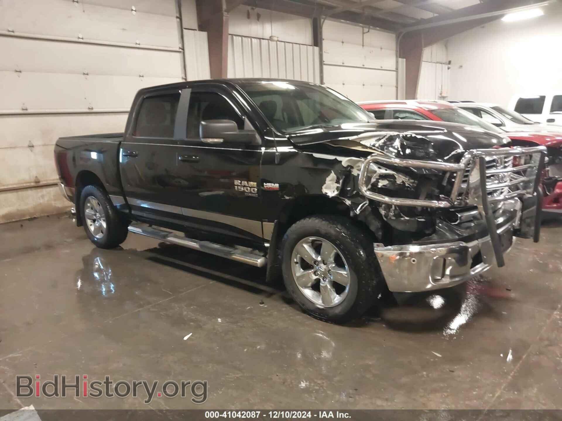 Photo 1C6RR7LT5KS637444 - RAM 1500 CLASSIC 2019