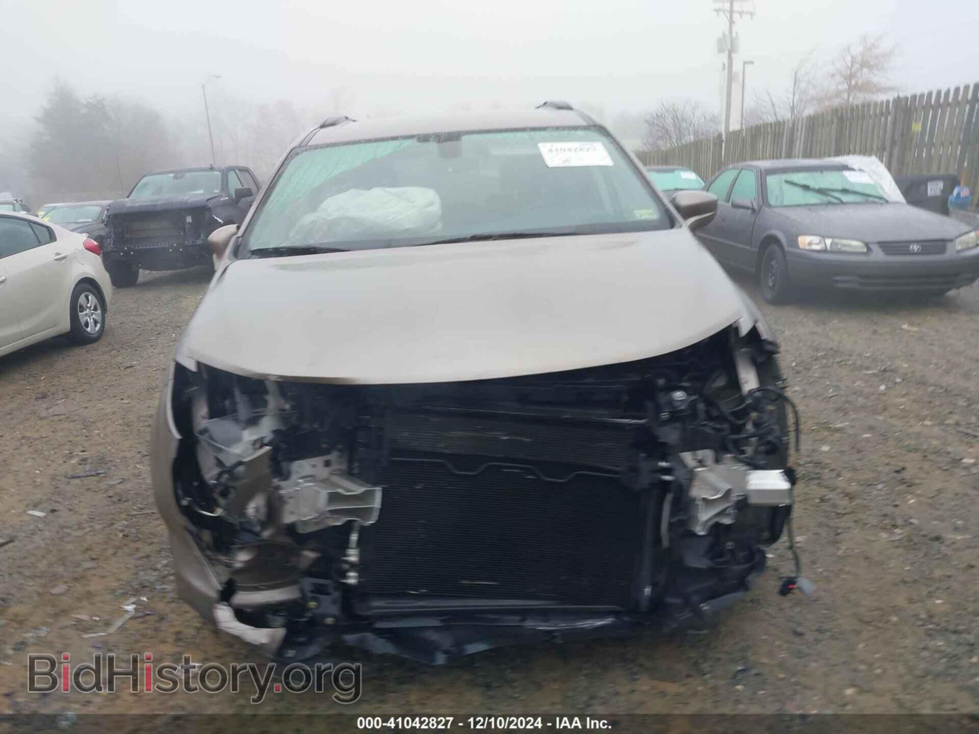2017 CHRYSLER PACIFICA - VIN: 2C4RC1BG9HR823316 - Фото 13