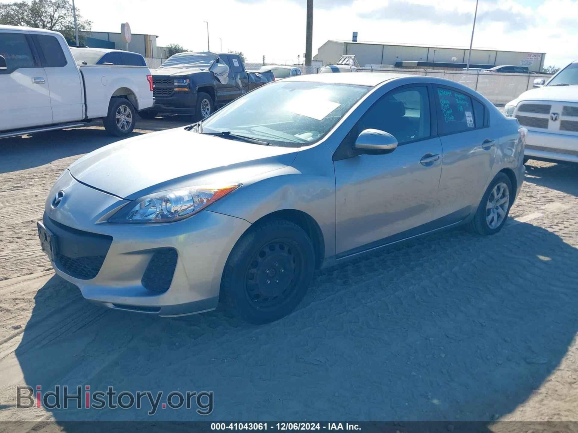 2012 MAZDA MAZDA3 - VIN: JM1BL1UG4C1536039 - Фото 2