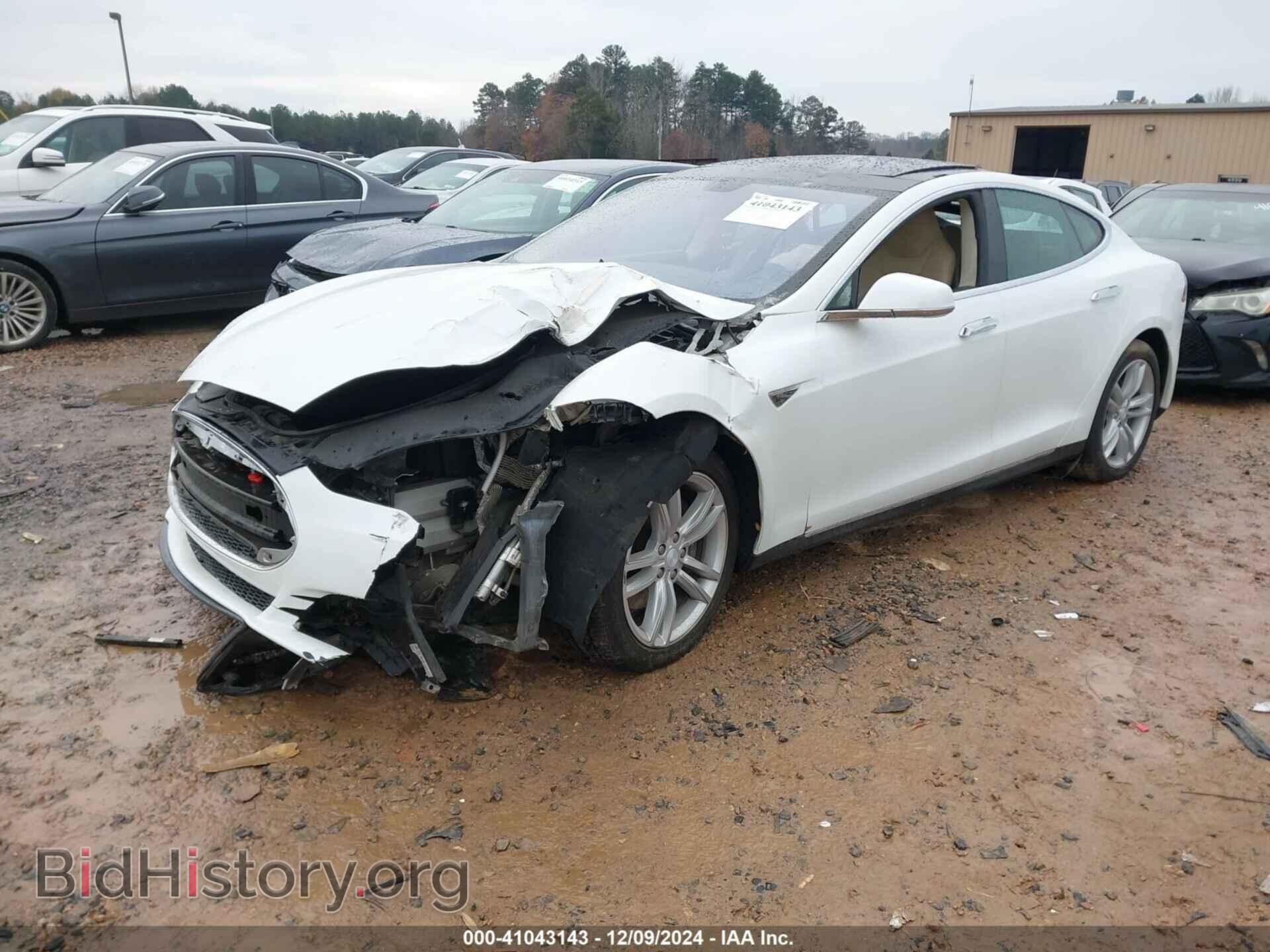 2013 TESLA MODEL S - VIN: 5YJSA1CN6DFP22955 - Фото 2