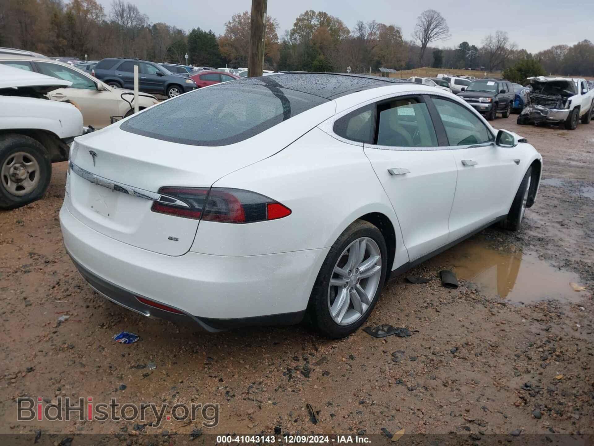 2013 TESLA MODEL S - VIN: 5YJSA1CN6DFP22955 - Фото 4