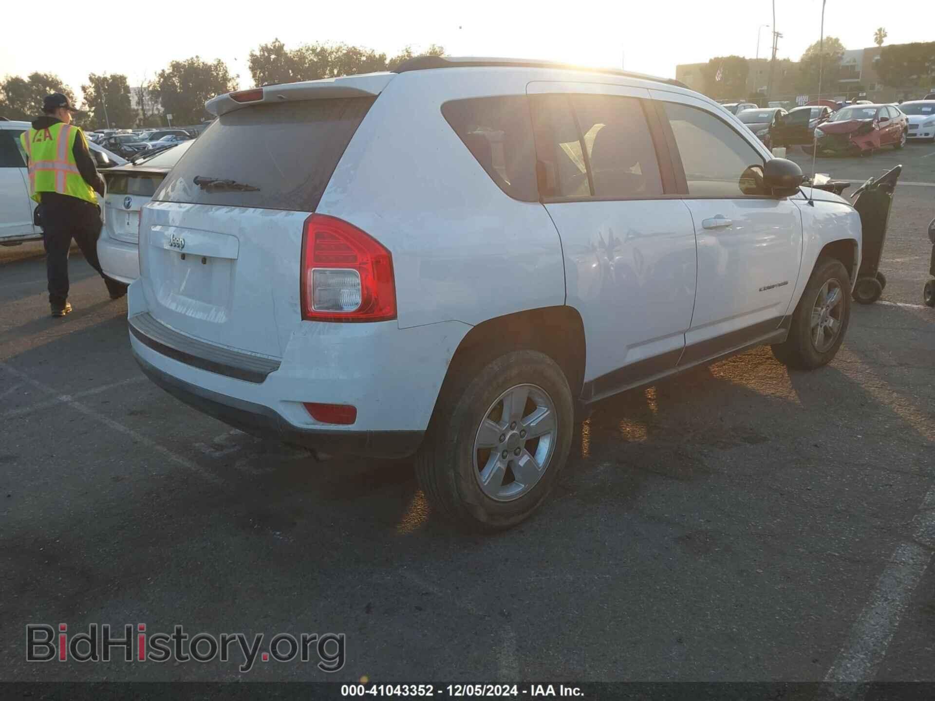 2013 JEEP COMPASS - VIN: 1C4NJCBA5DD272228 - Фото 4