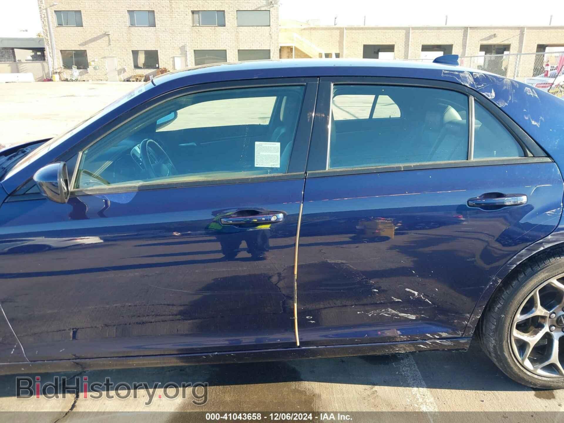 2017 CHRYSLER 300 - VIN: 2C3CCABG2HH512195 - Фото 14