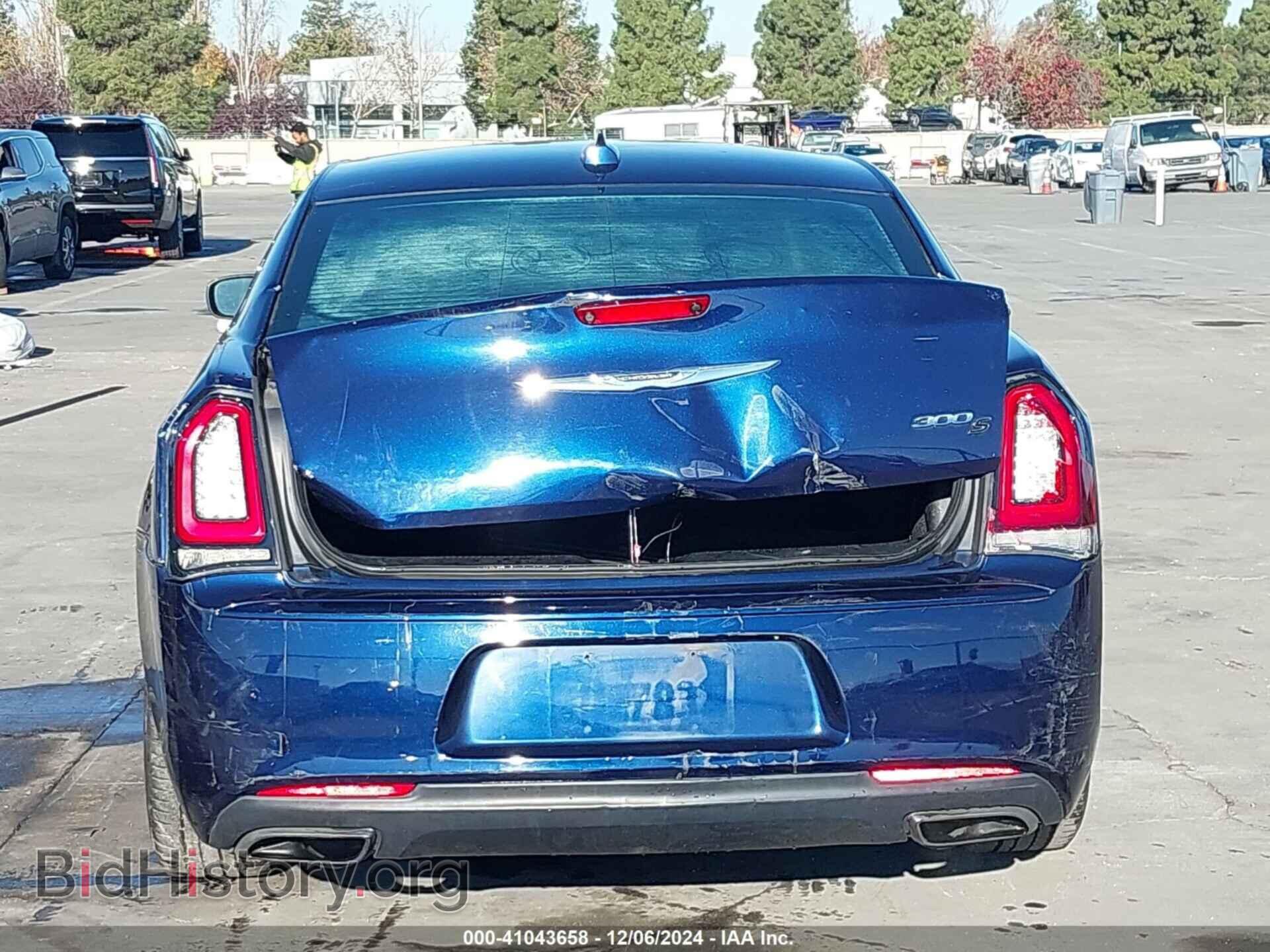 2017 CHRYSLER 300 - VIN: 2C3CCABG2HH512195 - Фото 16