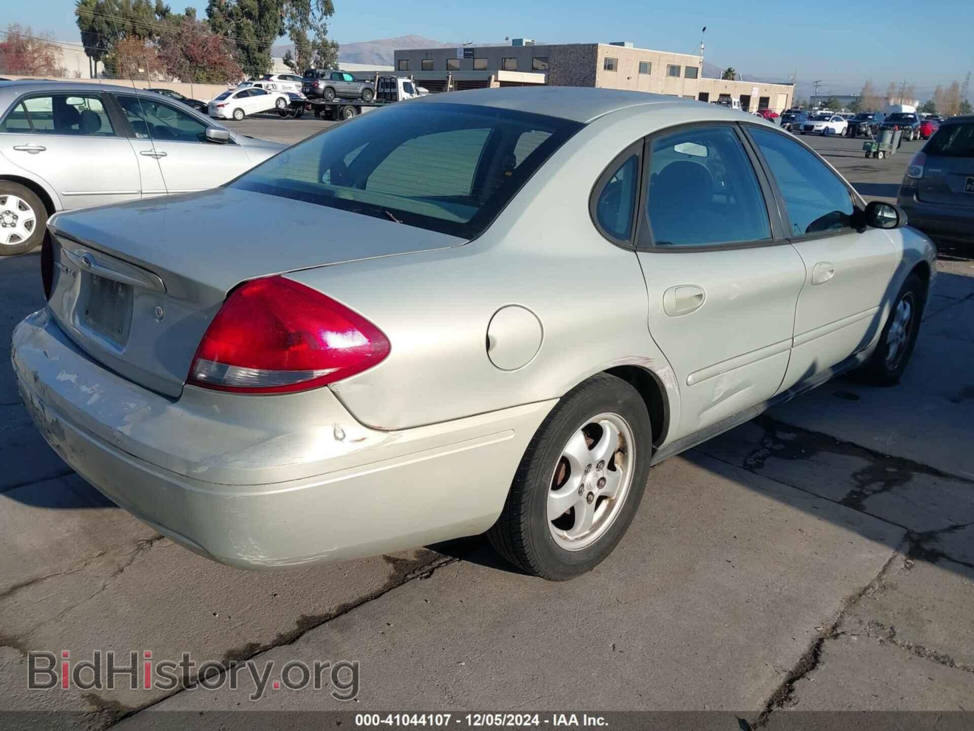 2005 FORD TAURUS - VIN: 1FAFP53285A235477 - Photo 4