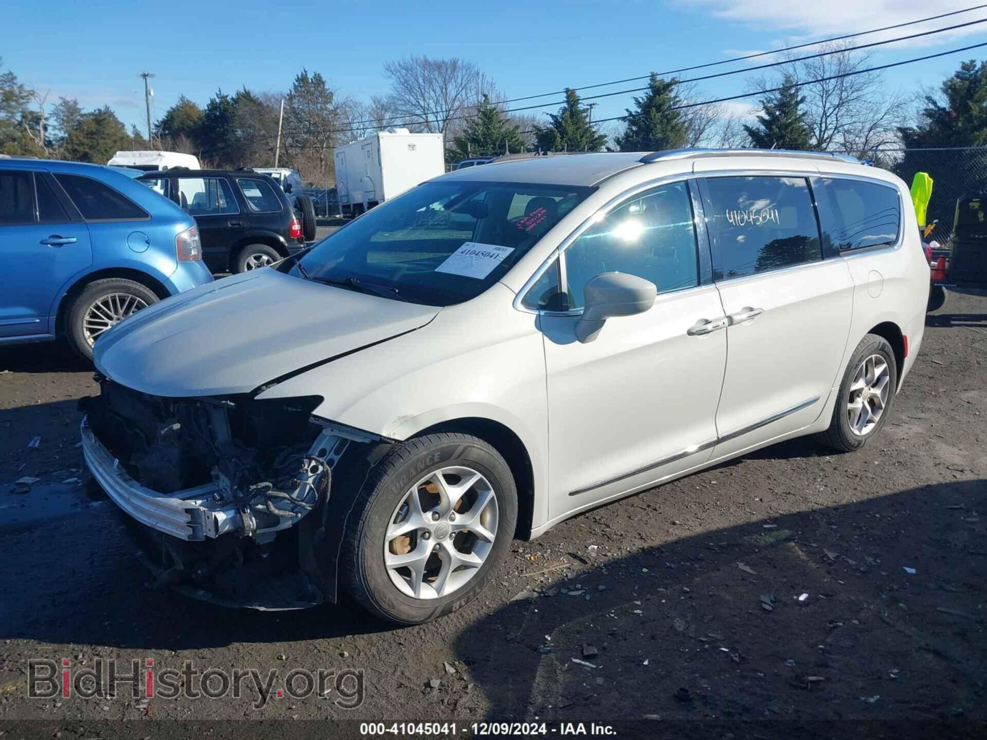 2017 CHRYSLER PACIFICA - VIN: 2C4RC1EG0HR584587 - Photo 2