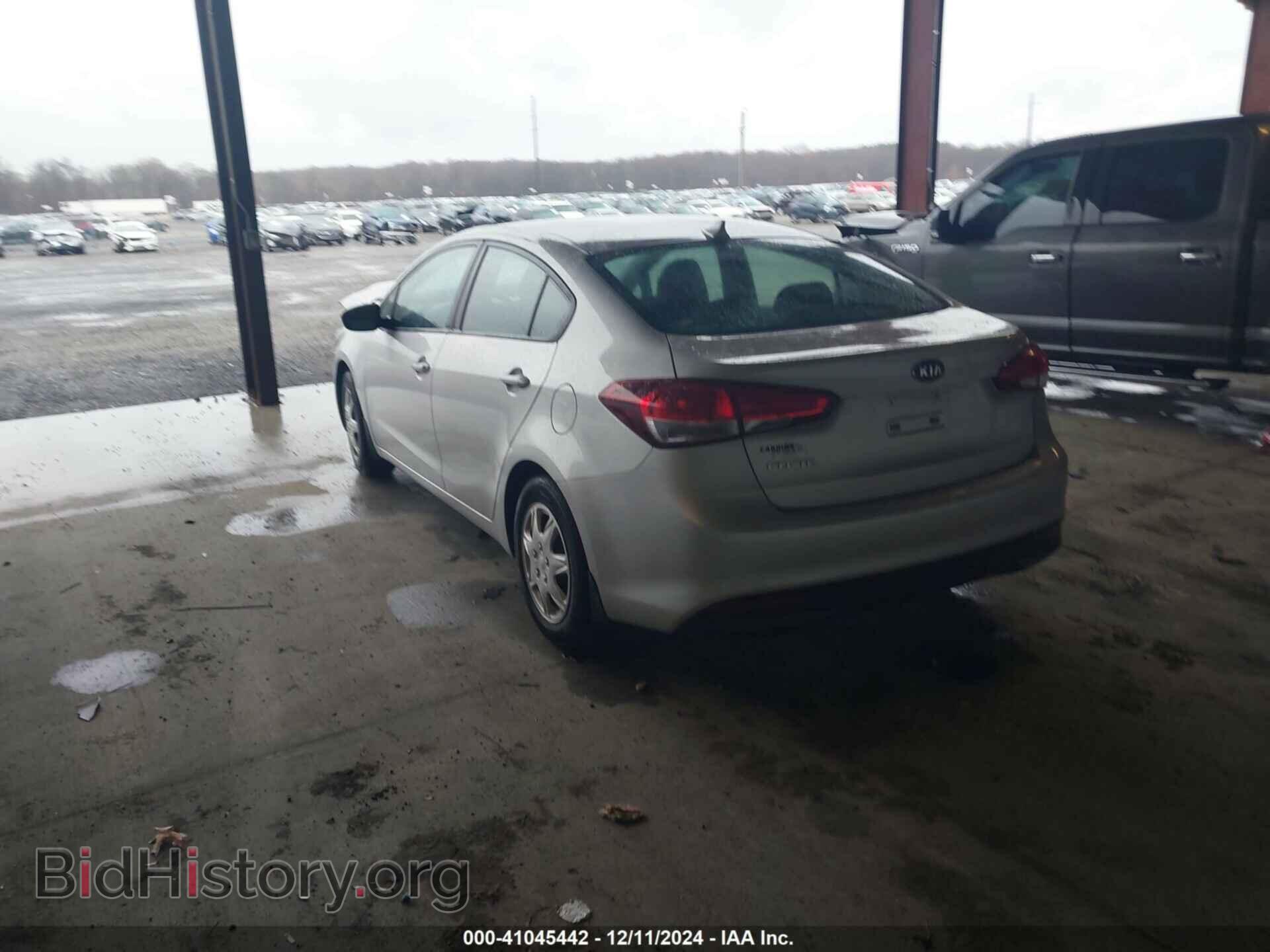 2017 KIA FORTE - VIN: 3KPFK4A78HE017364 - Фото 3