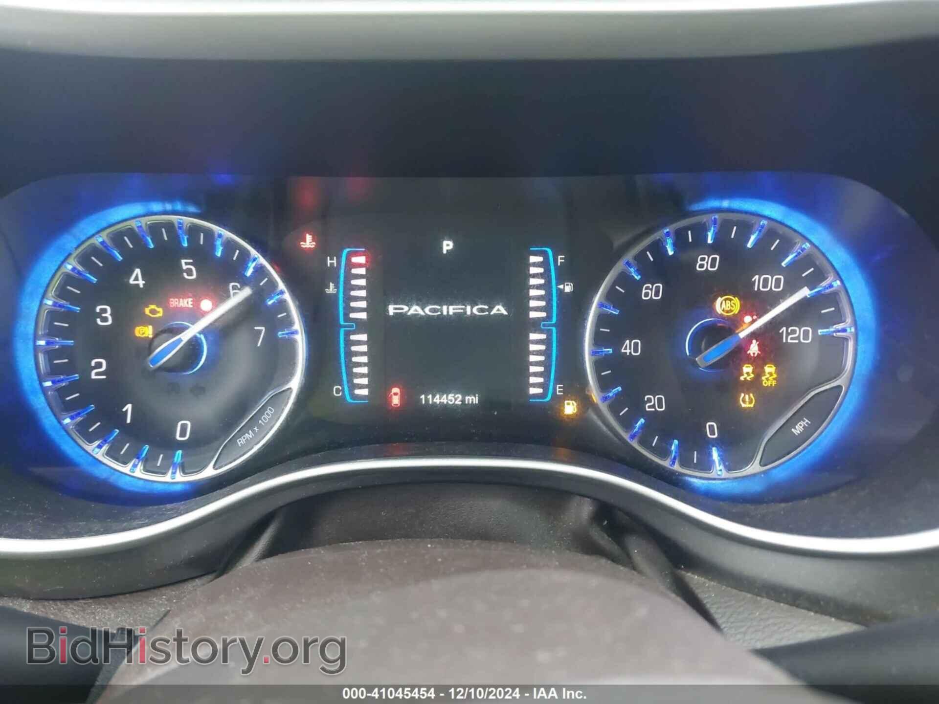 2017 CHRYSLER PACIFICA - VIN: 2C4RC1DGXHR552179 - Photo 7