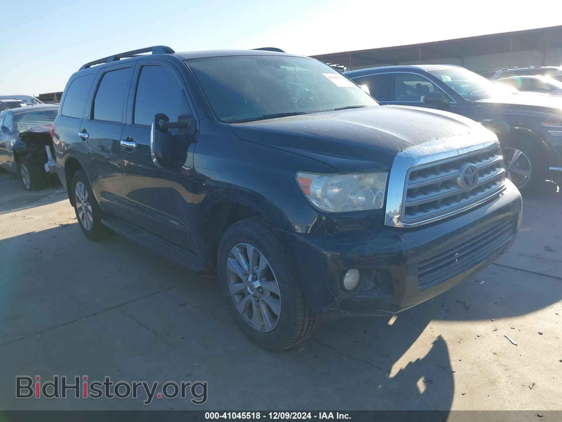 Photo 5TDKY5G10CS040576 - TOYOTA SEQUOIA 2012