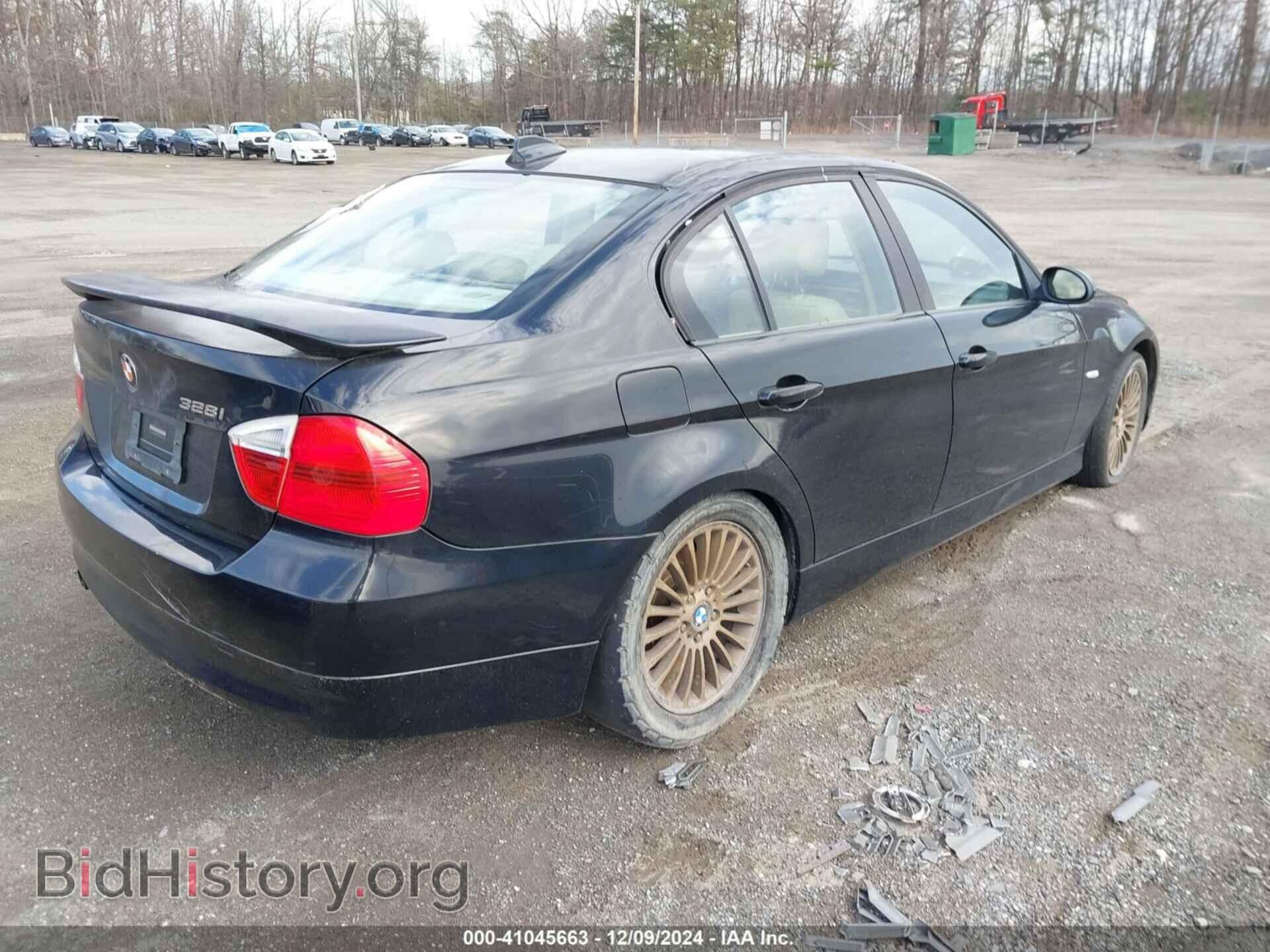2007 BMW 328I - VIN: WBAVC53507FZ70596 - Фото 4