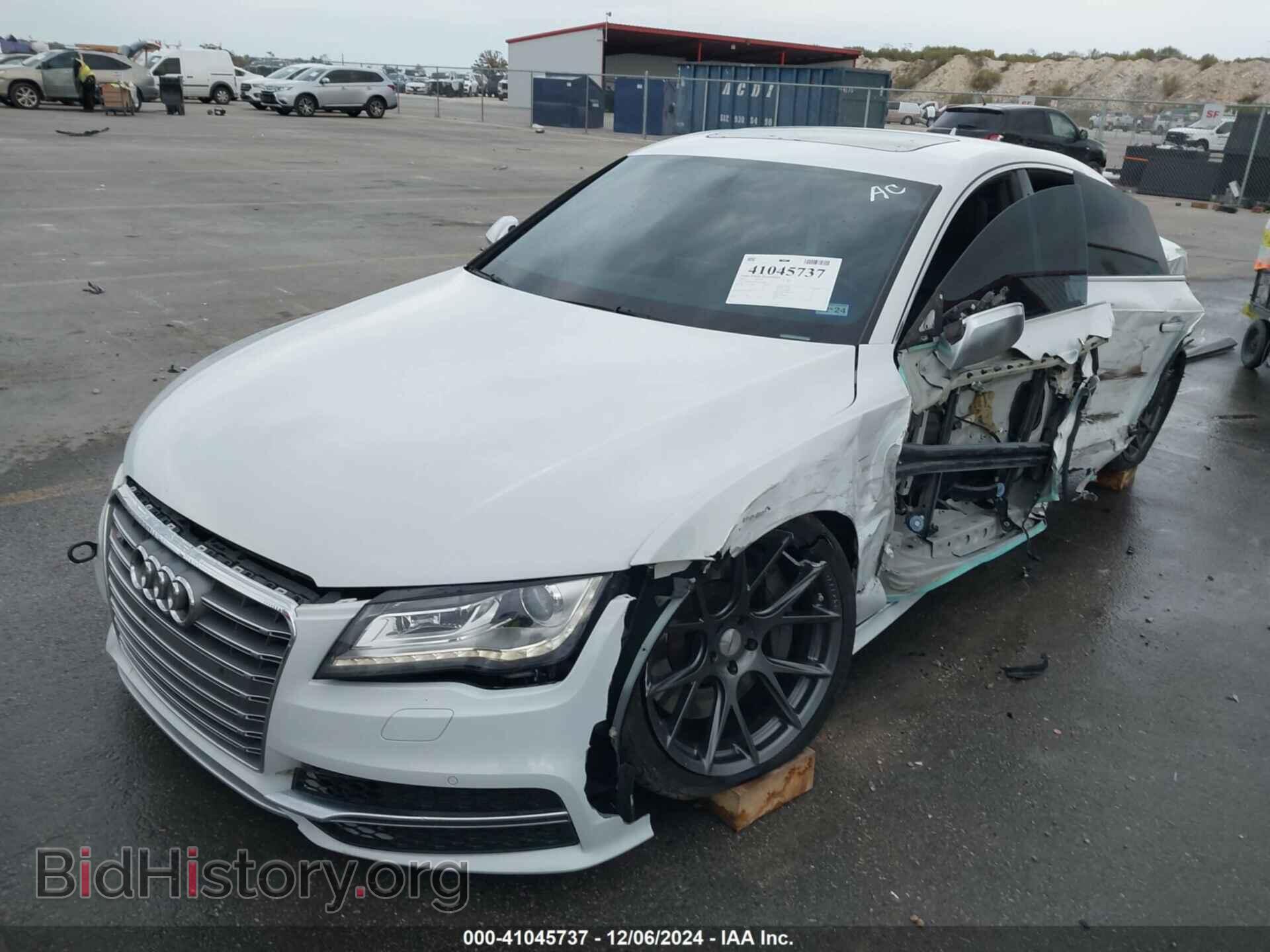 2013 AUDI S7 - VIN: WAUW2AFC3DN108663 - Фото 2
